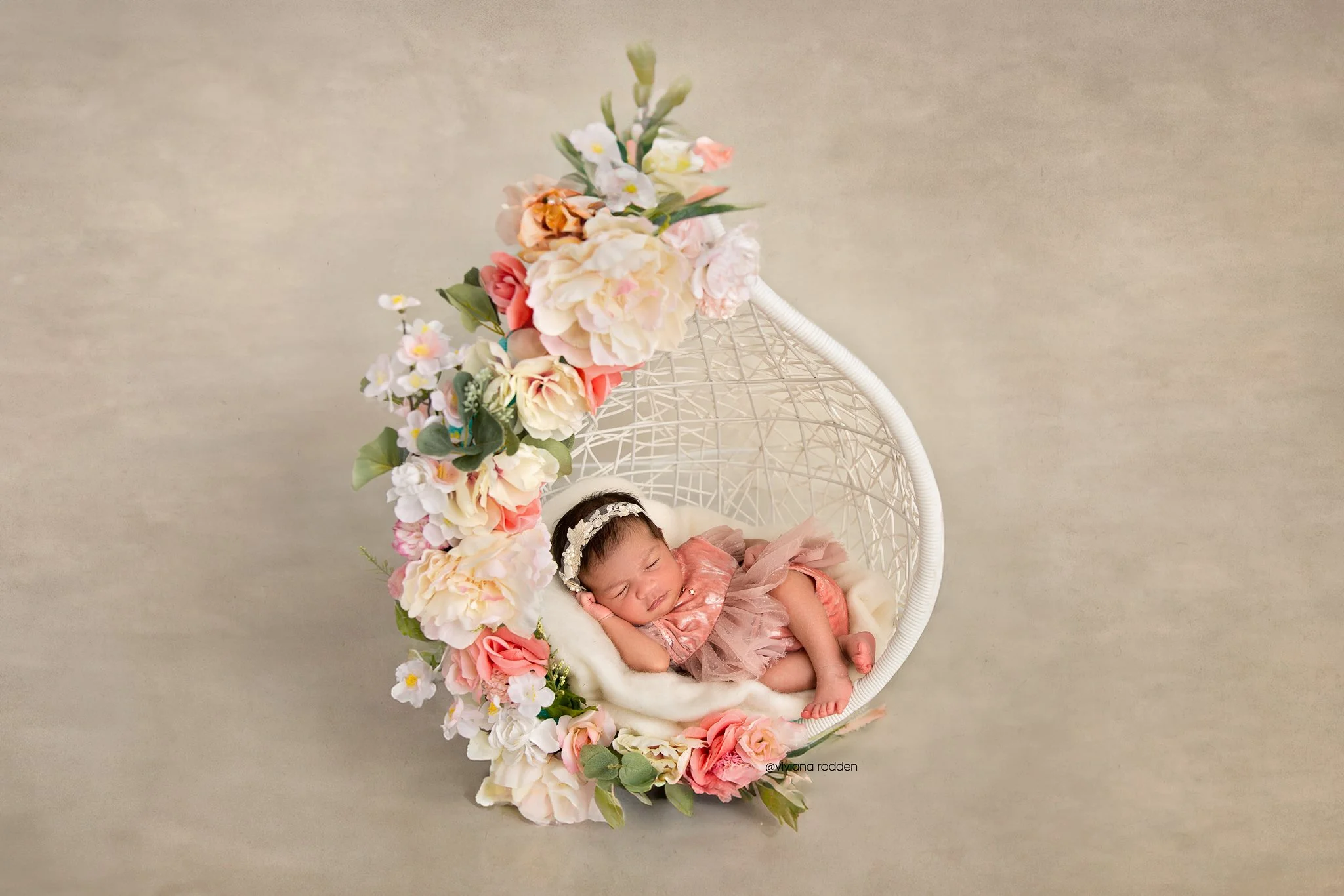 Seacoast New Hampshire Newborn Photographers (2).jpg