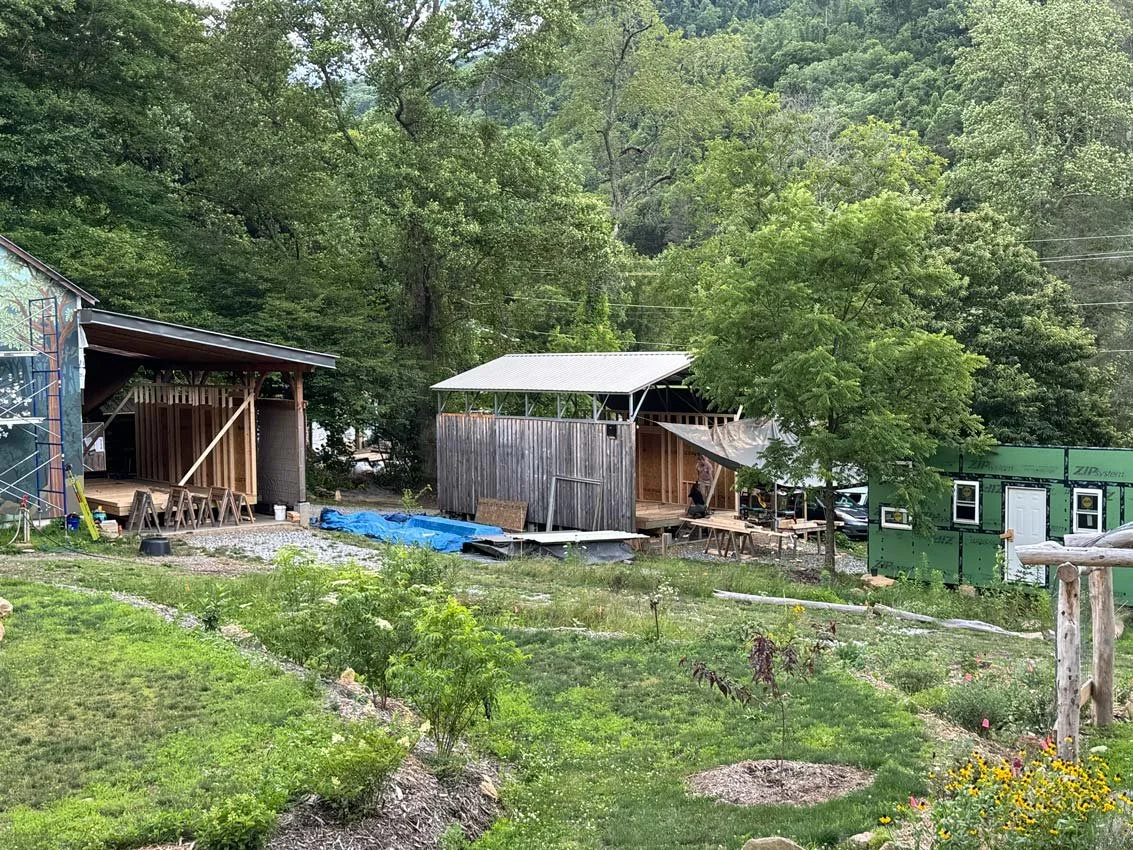 2 barns