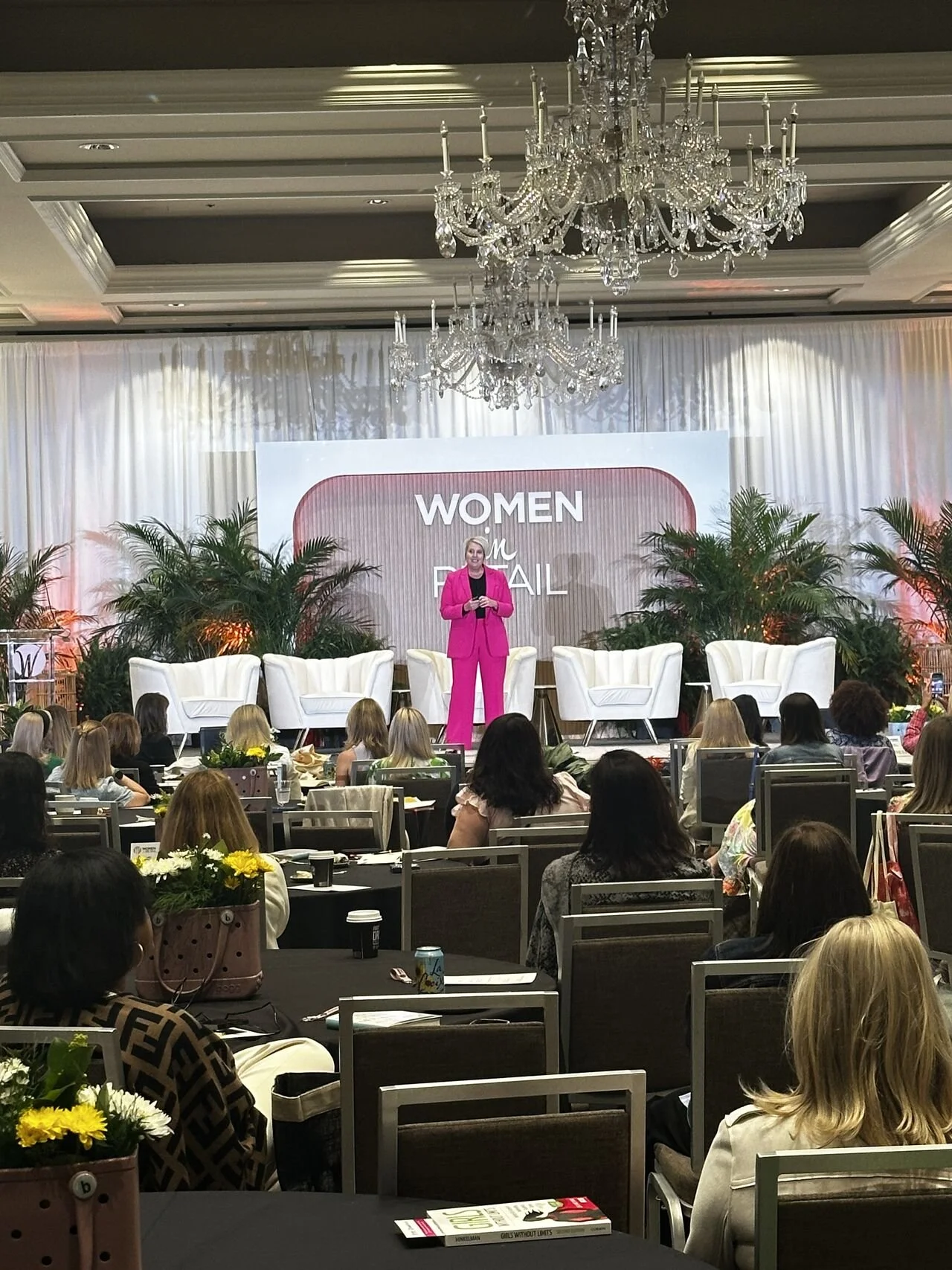 Florida: Dr. Lisa Hinkelman Presents at the Women in Retail Leadership Circle Summit