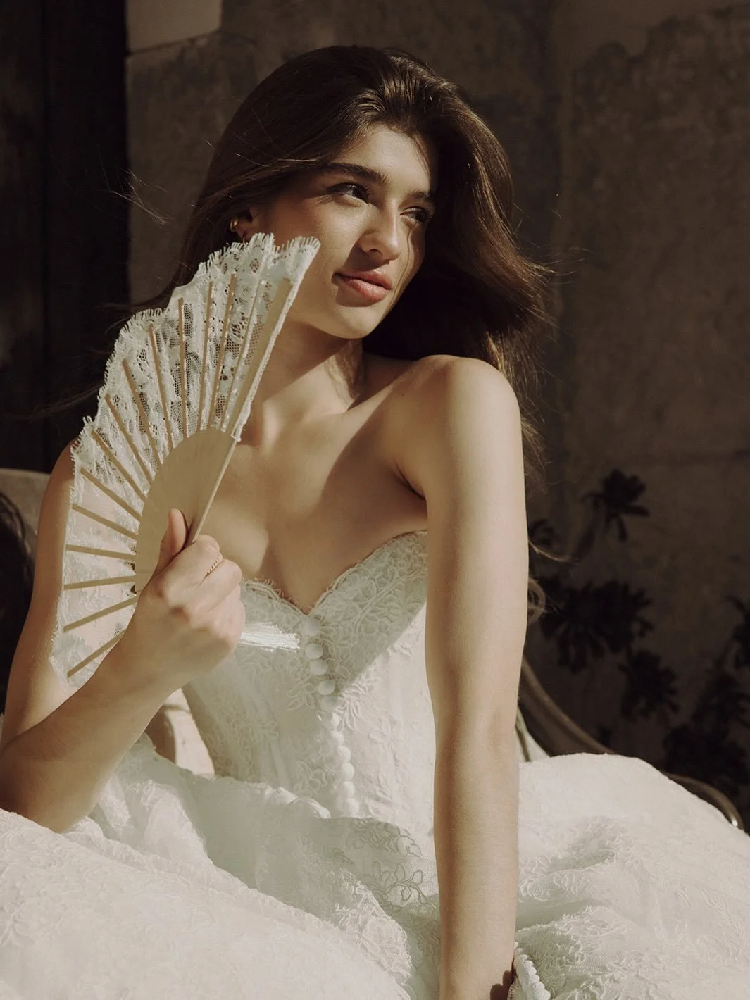 ✨MWL Rue is here ✨

Effortless and elegant with a modern twist, Rue has officially arrived at The Aisle 🤍

The best part? You can make her your own by choosing to have her with or without the statement button detail. Two beautiful ways to order this