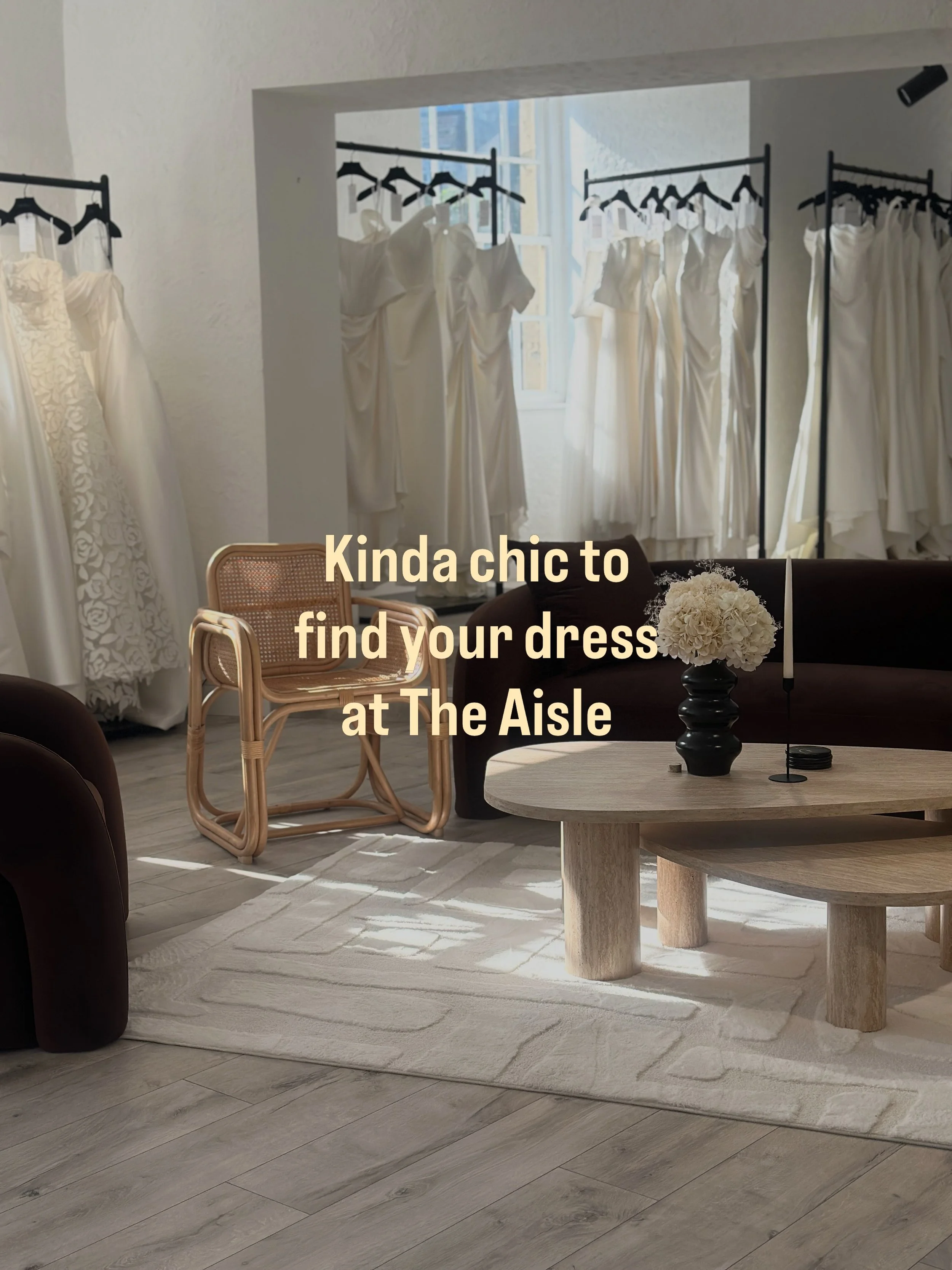 Kinda chic&hellip;

#kindachic #weddingdress #bridetobe #bridalshop #trend