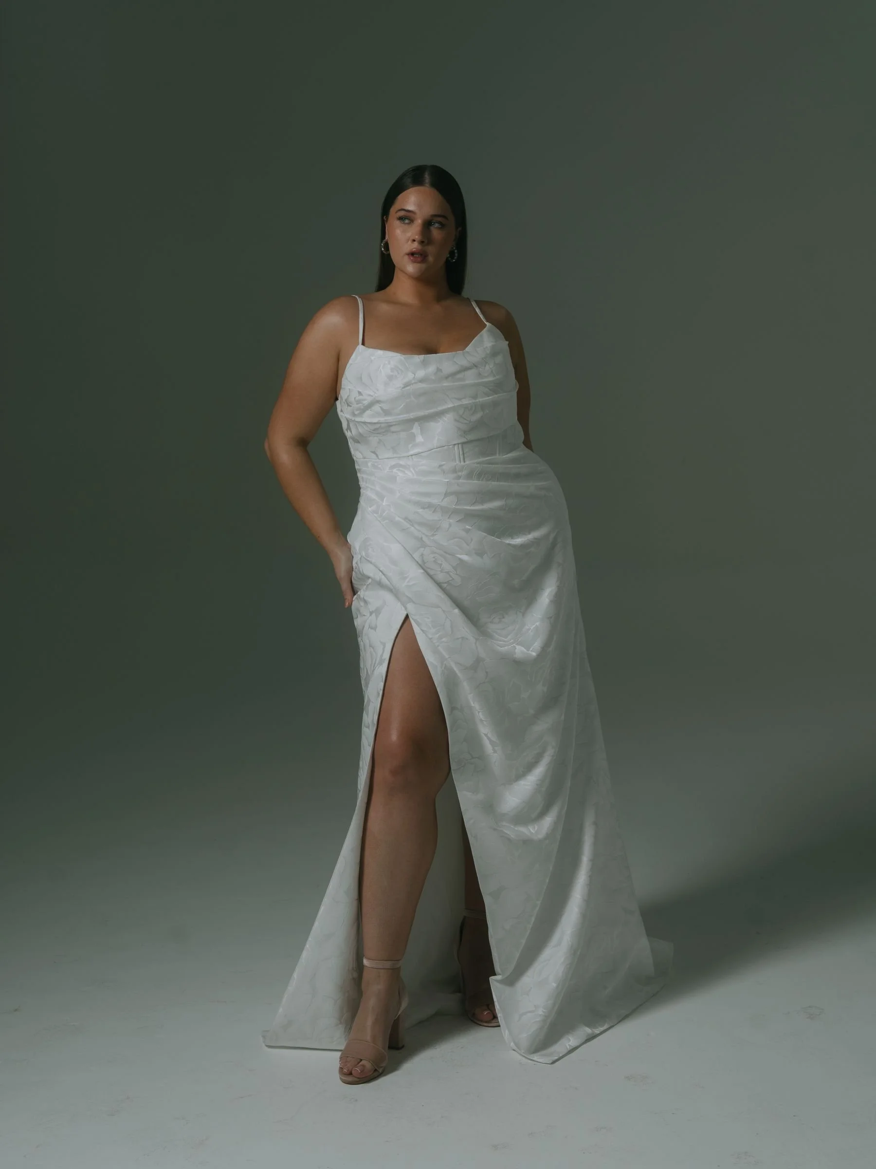 AMINA (PLAIN FABRIC) - UK20