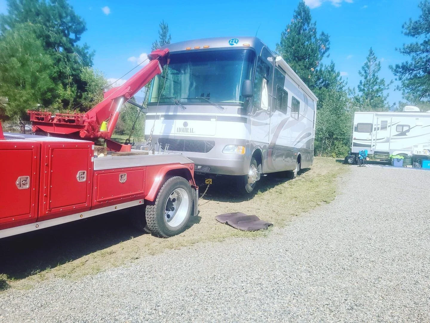 Been pretty busy in the trucks and guys at the shop have been busy too getting cars in and out. Had a few customers come pick up their cars early and late too and we appreciate them very much for choosing us for their Auto repair and towing needs!
