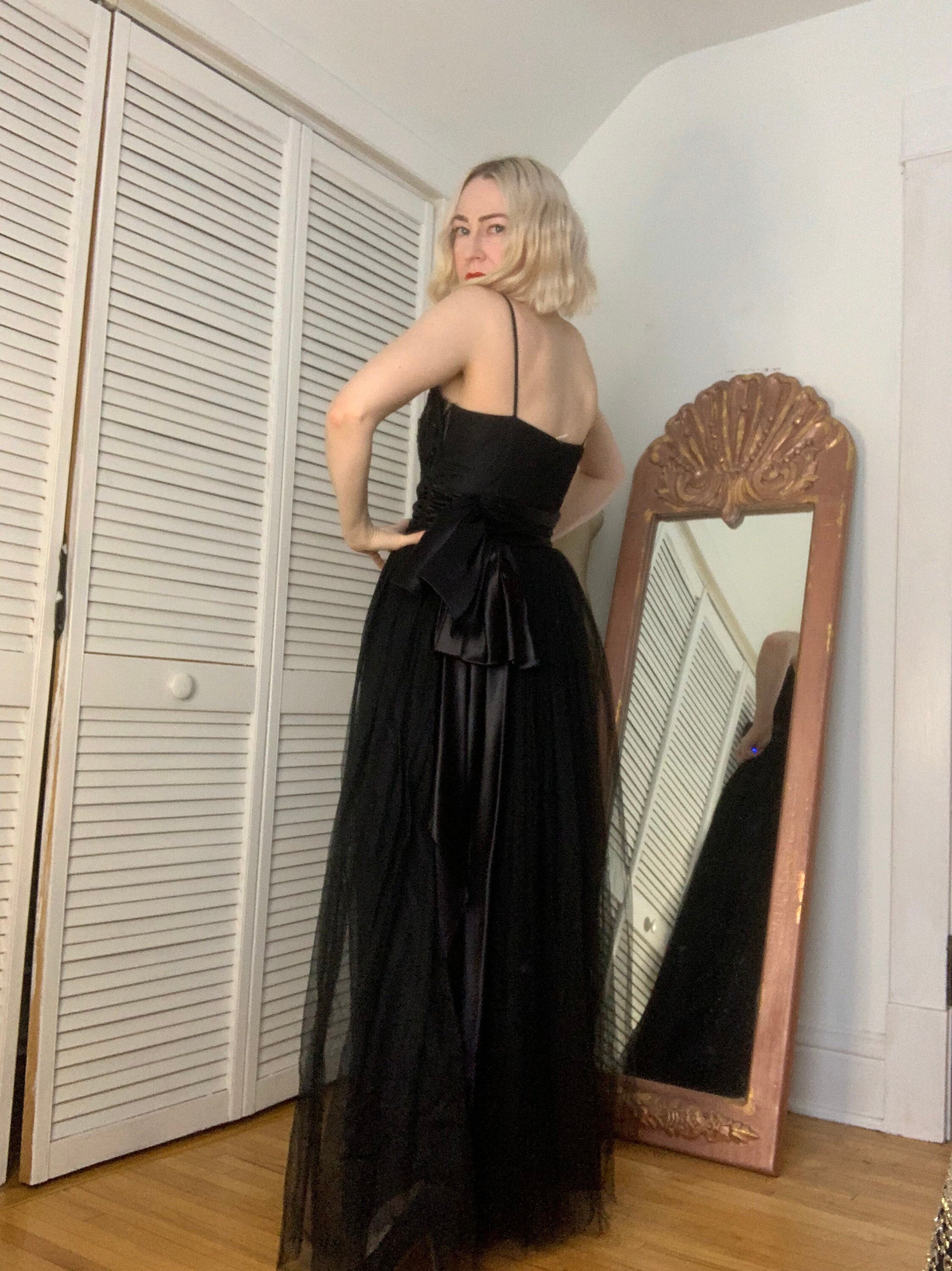 https://i.etsystatic.com/22865263/r/il/7598e9/3656914301/il_fullxfull.3656914301_kz8w.jpg