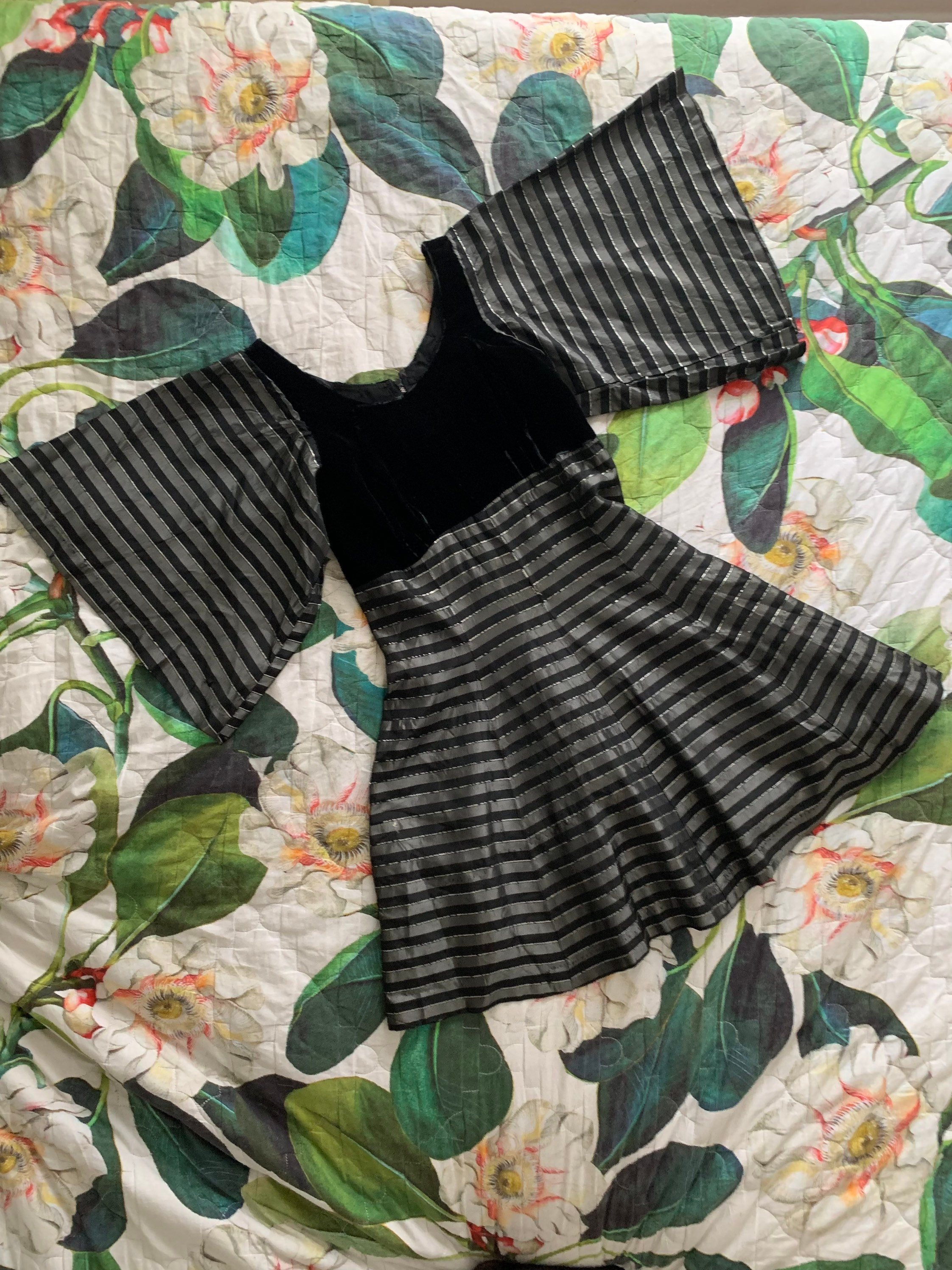 https://i.etsystatic.com/22865263/r/il/900e59/4710157778/il_fullxfull.4710157778_efin.jpg