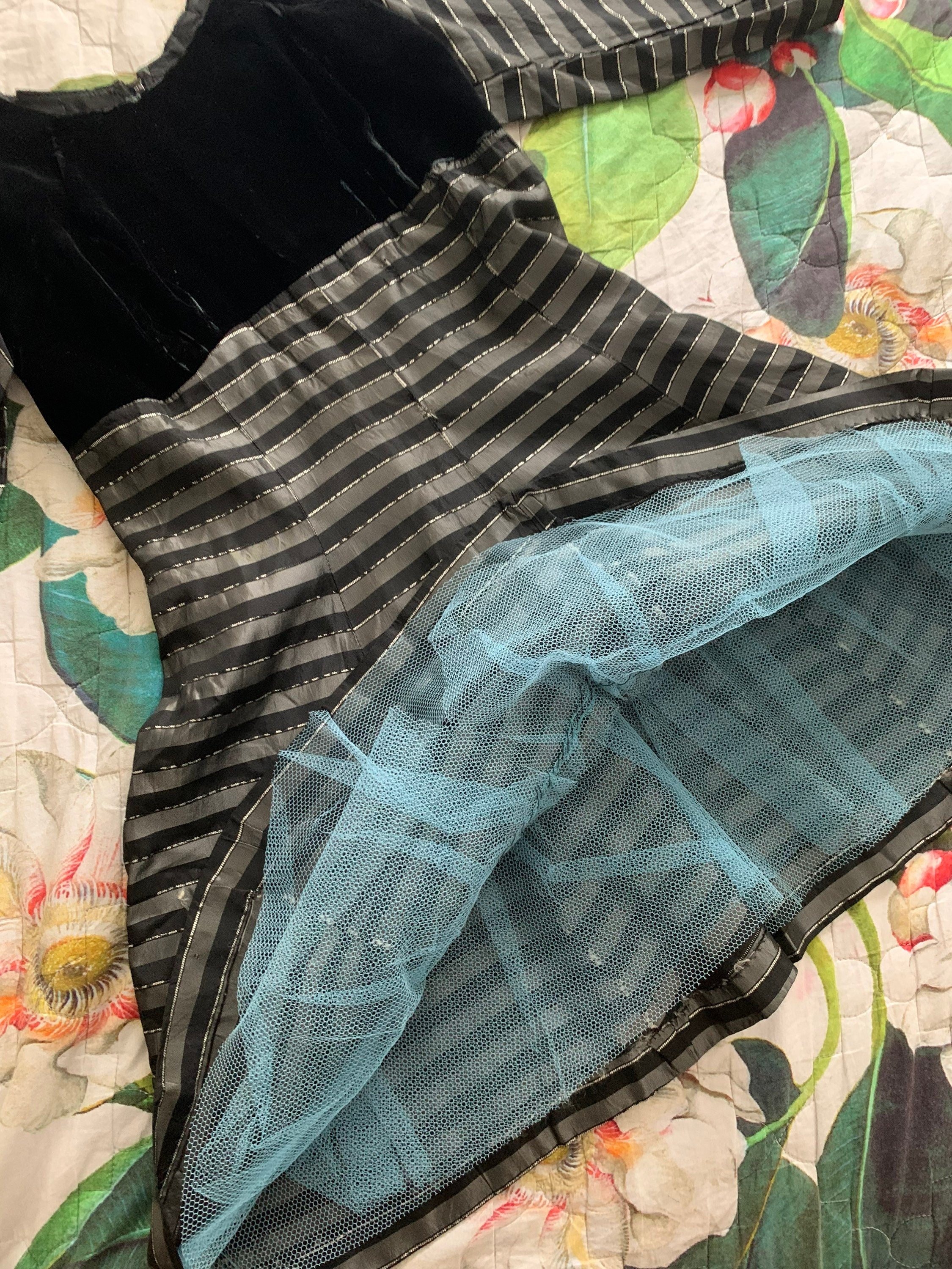 https://i.etsystatic.com/22865263/r/il/f22a1b/4758398653/il_fullxfull.4758398653_4d4f.jpg