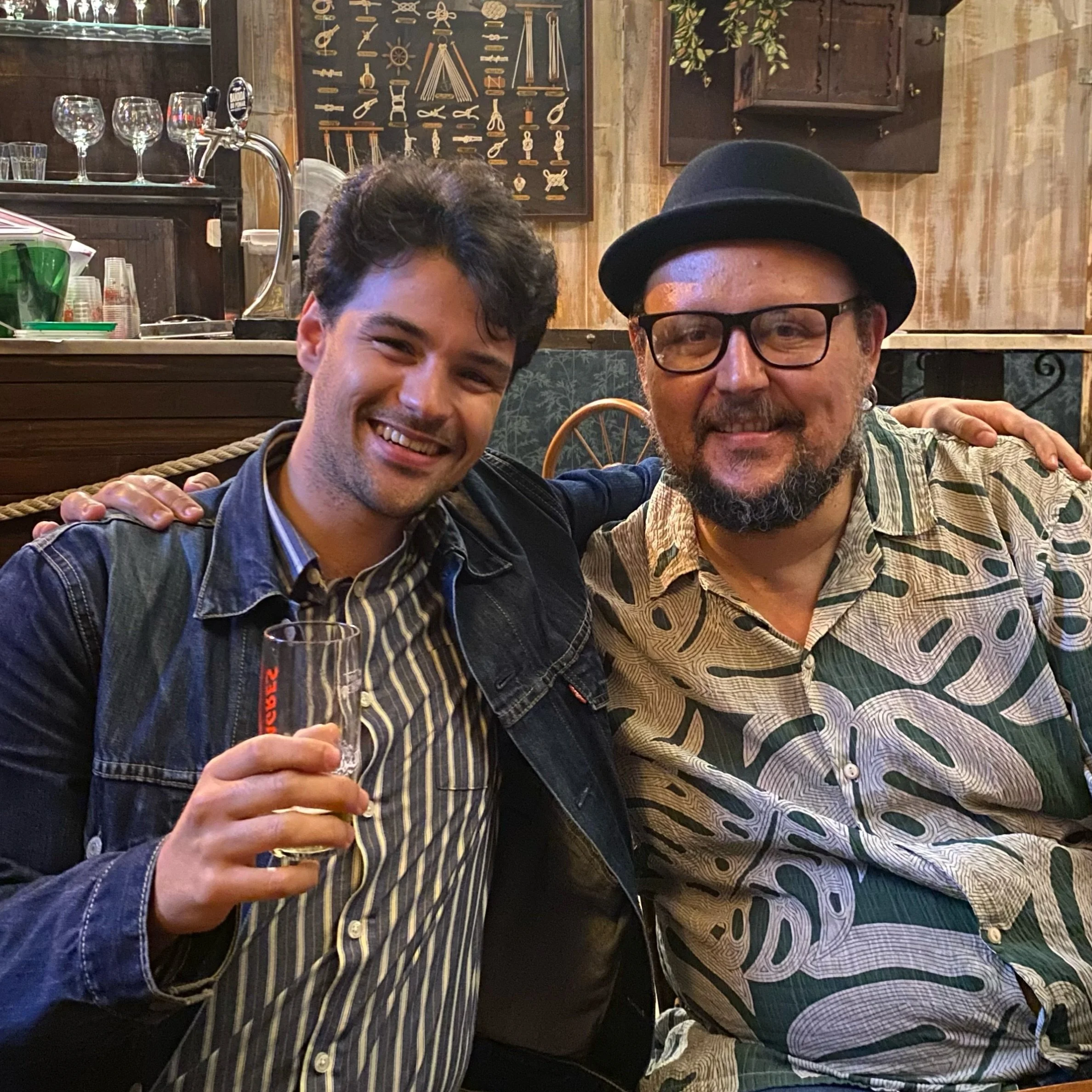 Caramba, sou muito f&atilde; seu @jotapsax! ❤️&zwj;🔥 Viva a m&uacute;sica universal!