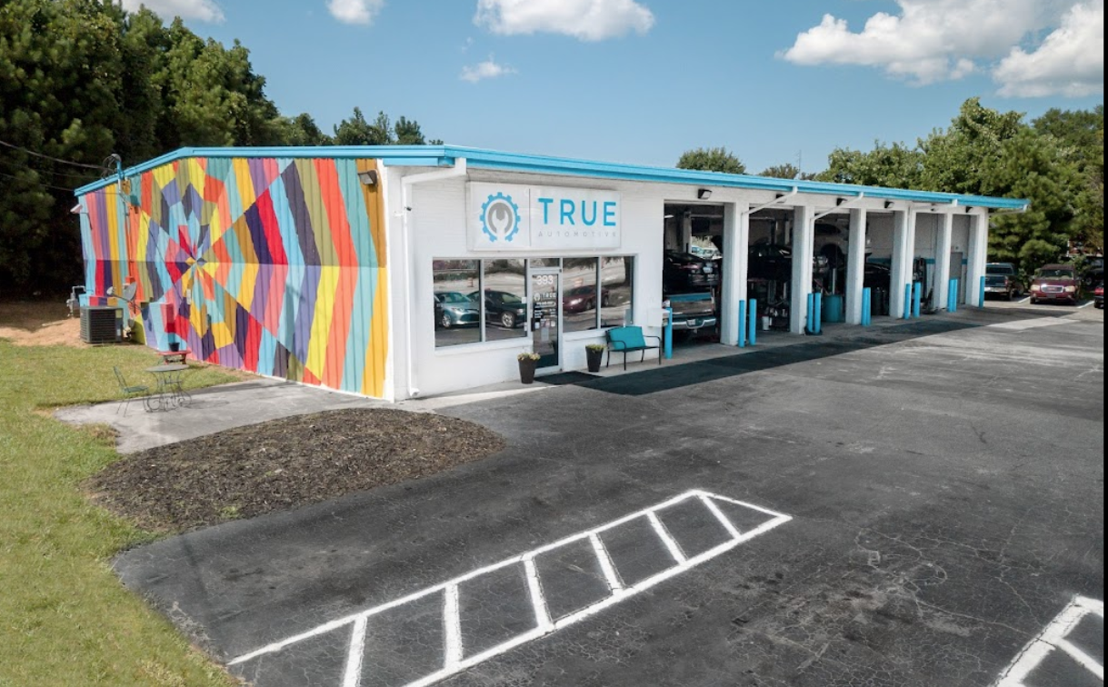 True Automotives mural work