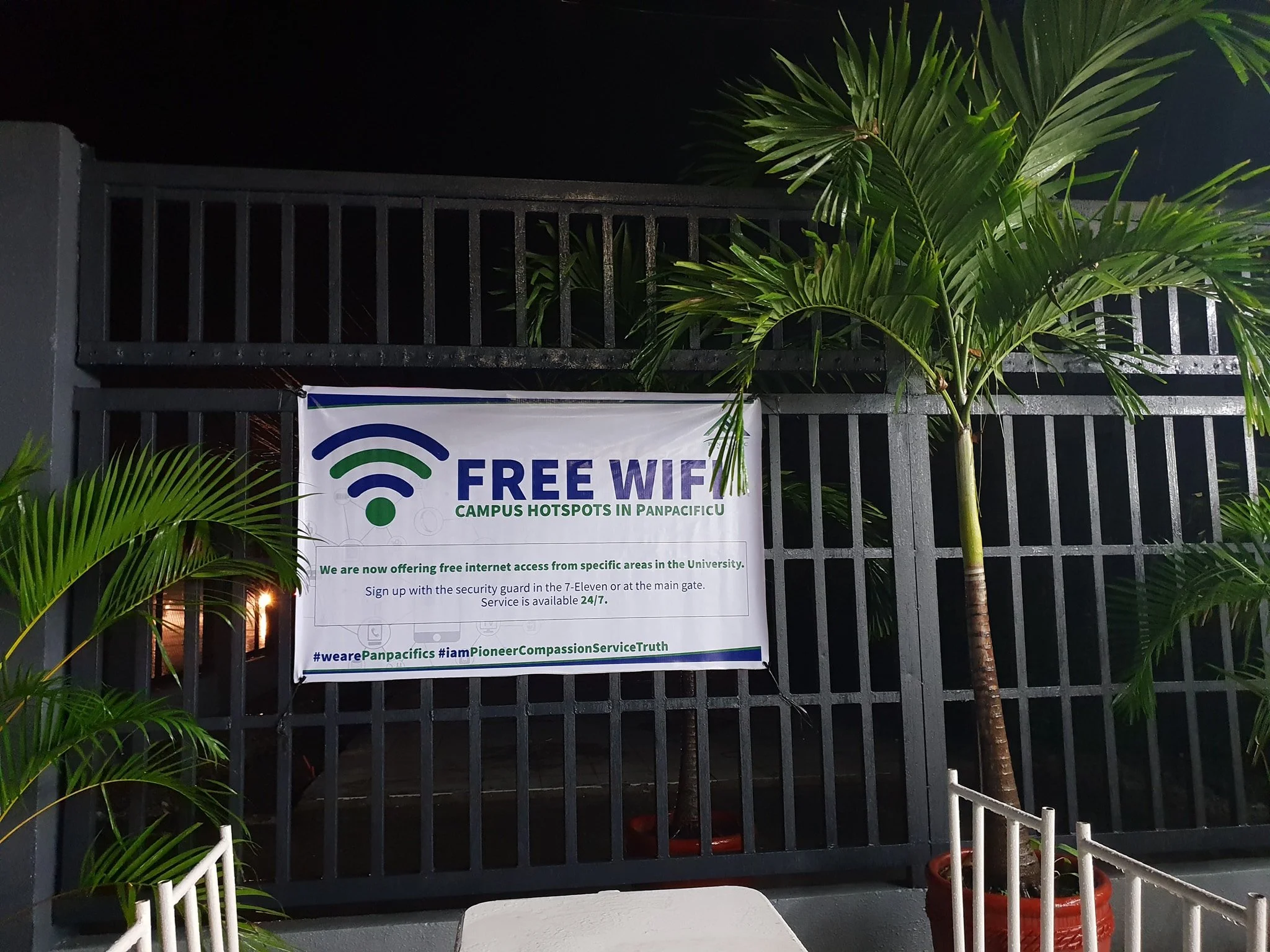 [FREE WIFI]