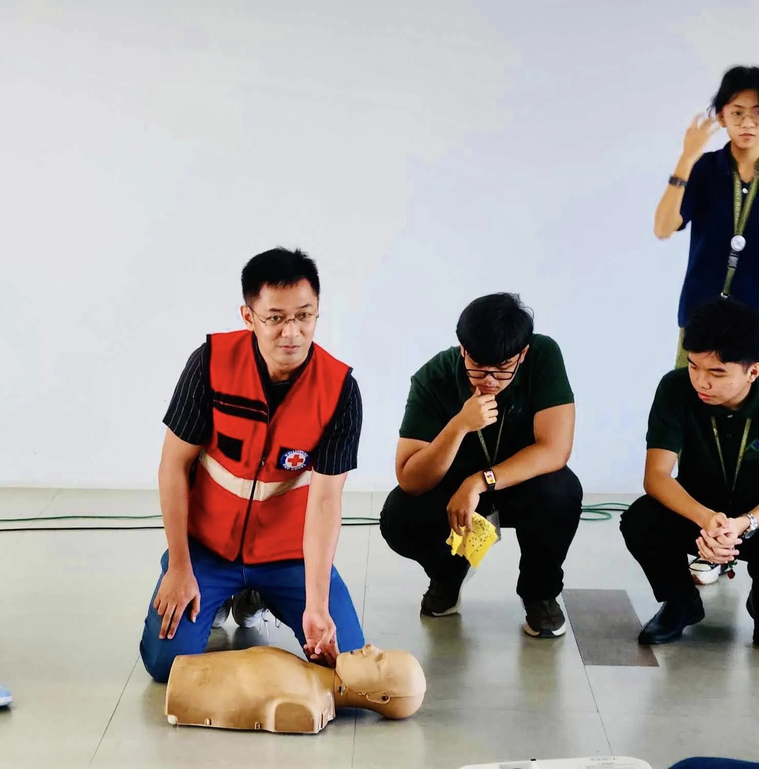 [BASIC FIRST AID]