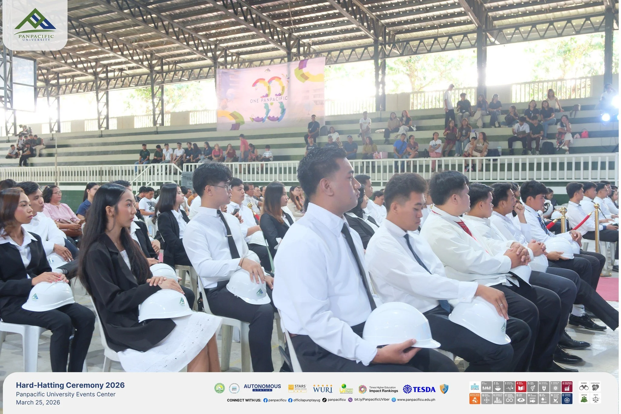 𝐇𝐚𝐫𝐝 𝐡𝐚𝐭𝐬 𝐨𝐧, 𝐛𝐨𝐨𝐭𝐬 𝐨𝐧 𝐭𝐡𝐞 𝐠𝐫𝐨𝐮𝐧𝐝!