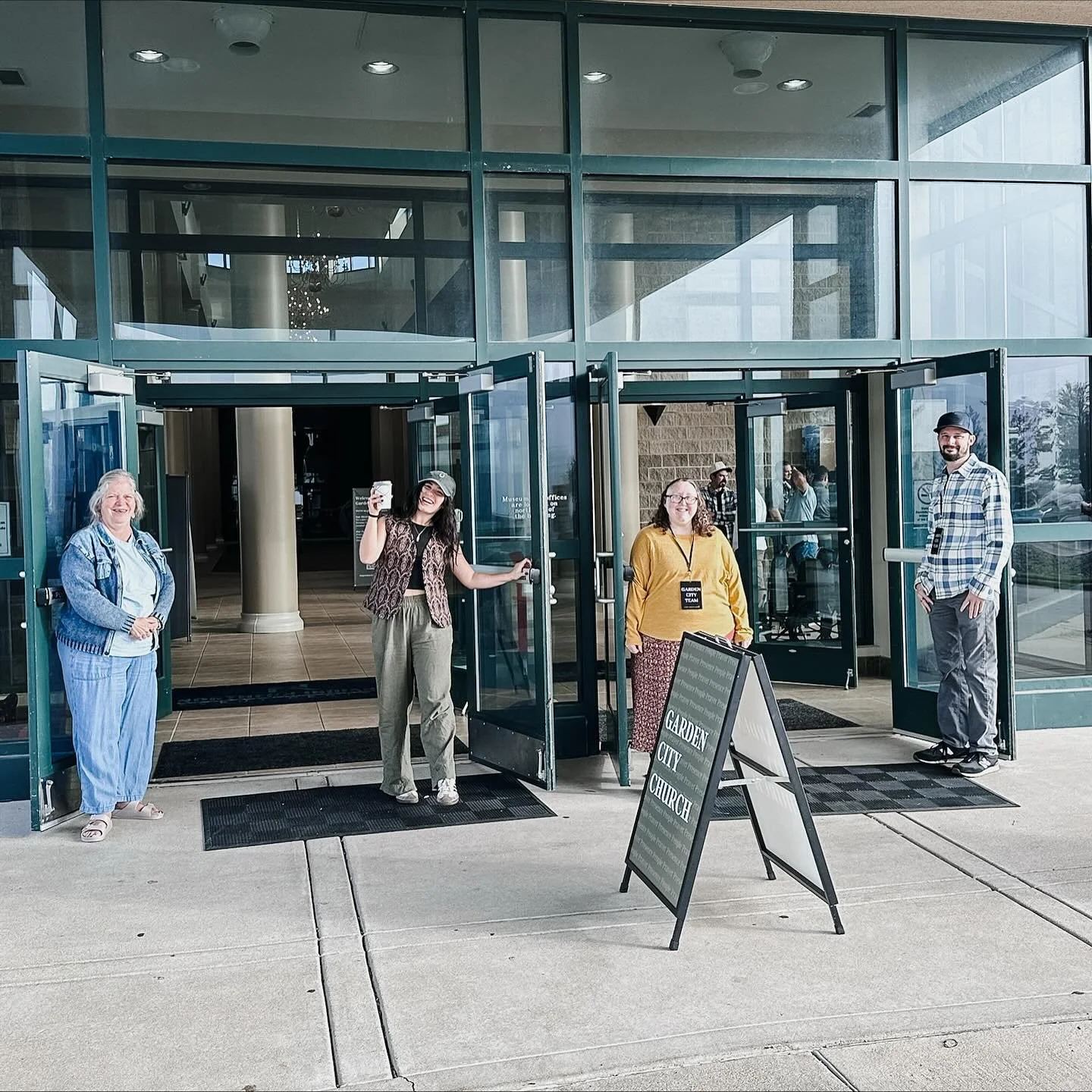 Today, Slavic reminded us that real peace comes from staying connected to the Vine. As we grow in Him—together and on our own—we start to look a little more like Jesus.
Join us at our weekly Prayer Gatherings!
Monday • 6 AM | GC Dow