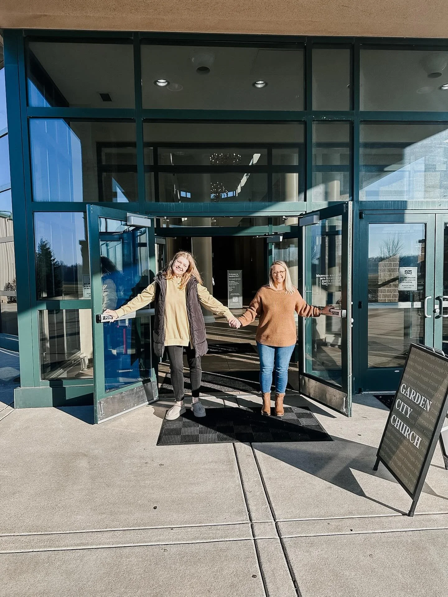 We&rsquo;re so thankful for you, Garden City family. 🤍
Praying you have a beautiful holiday week with your loved ones.

Here&rsquo;s this week&rsquo;s Prayer Gathering schedule:
Monday &bull; 6 AM | GC Downtown
Wednesday &bull; NO PRAYER GATHERING
T