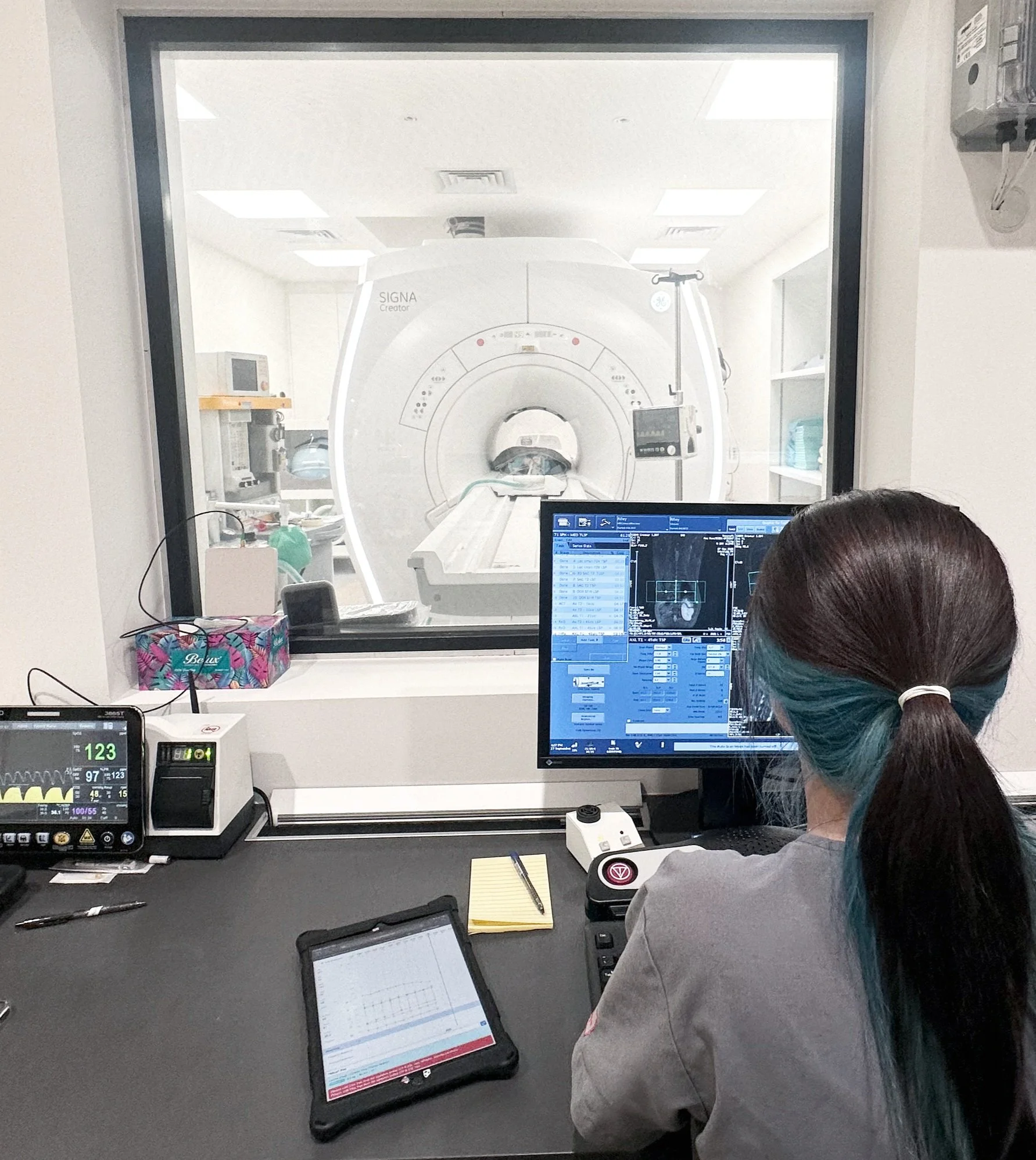 Xrays, CT scans, MRI, Endoscopy, Ultrasound hospital for dogs & cats