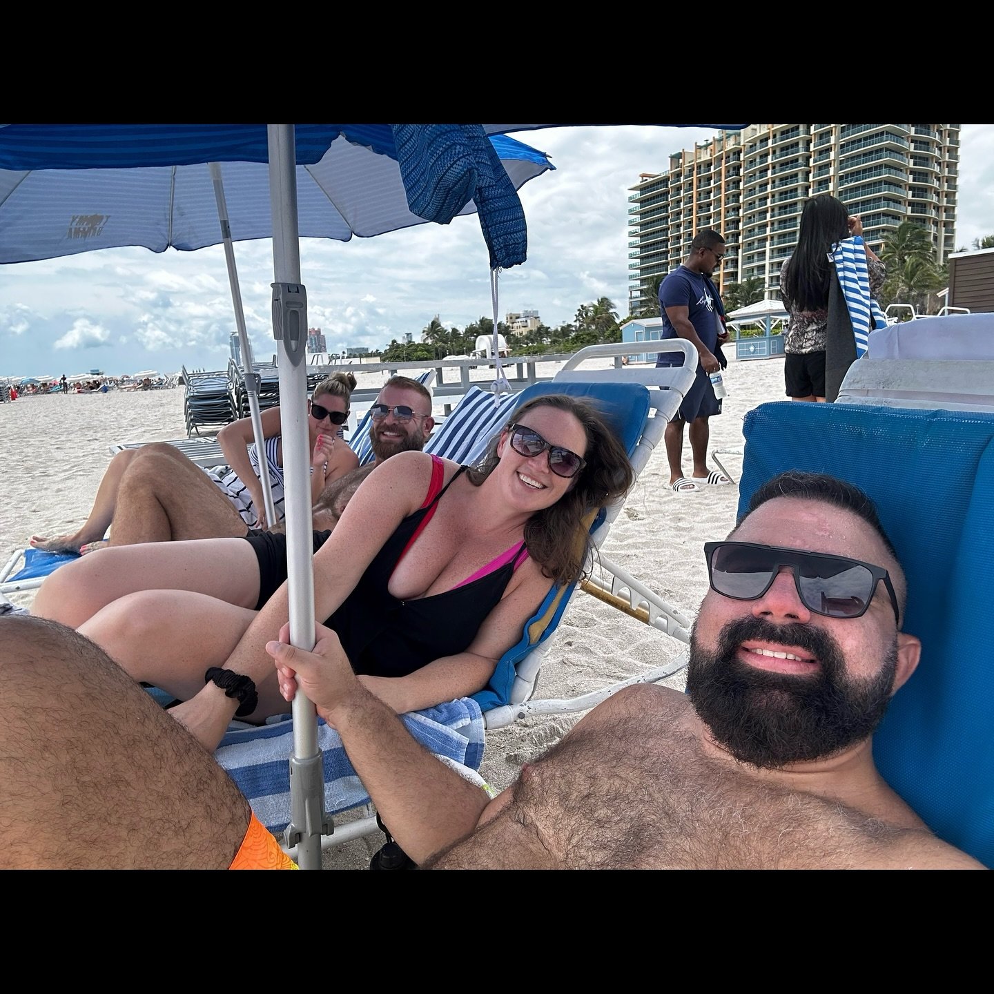 ☀️ Miami 🌴 
Very cutesy 

#miamibeach #southbeachmiami