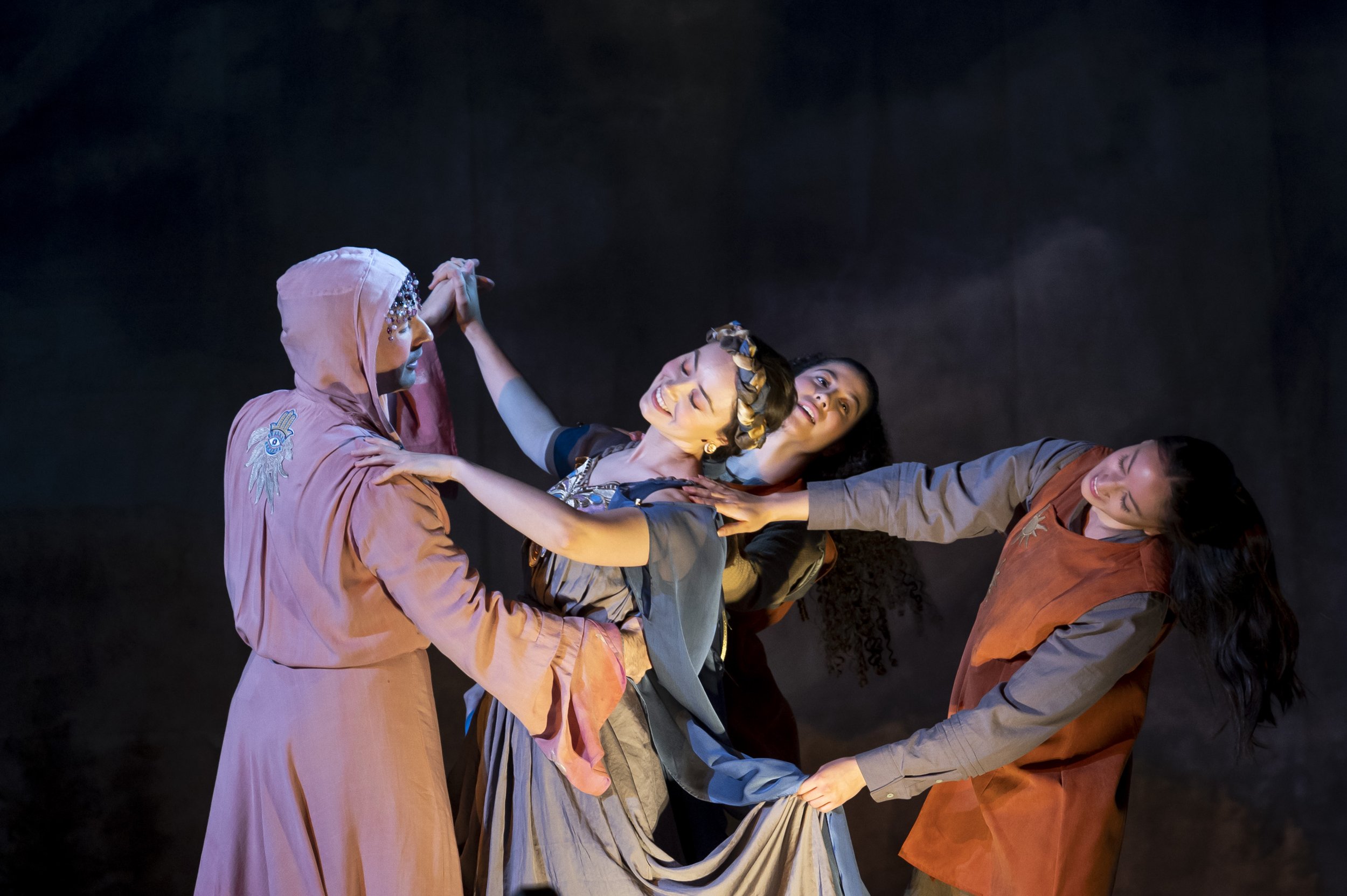 GuistinoPerformance_PinchgutOpera_Credit_CassandraHannagan-157.jpg