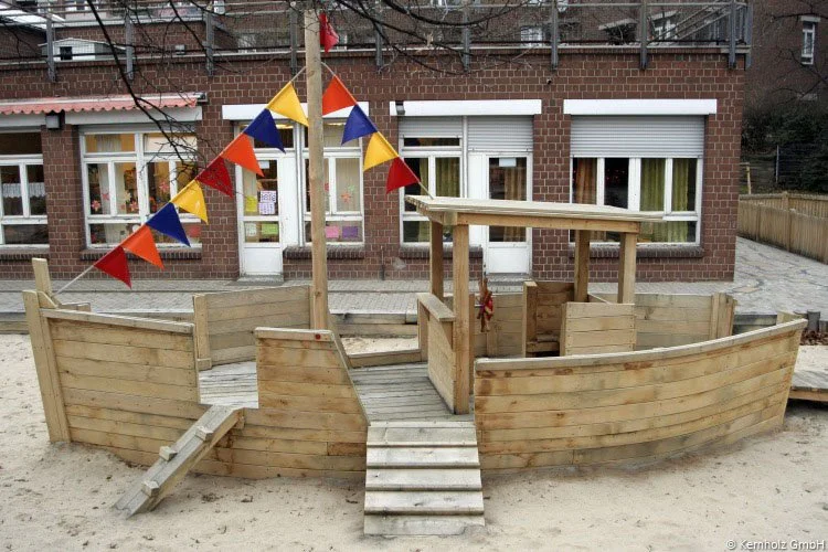 Spielschiff "Bülowstraße"