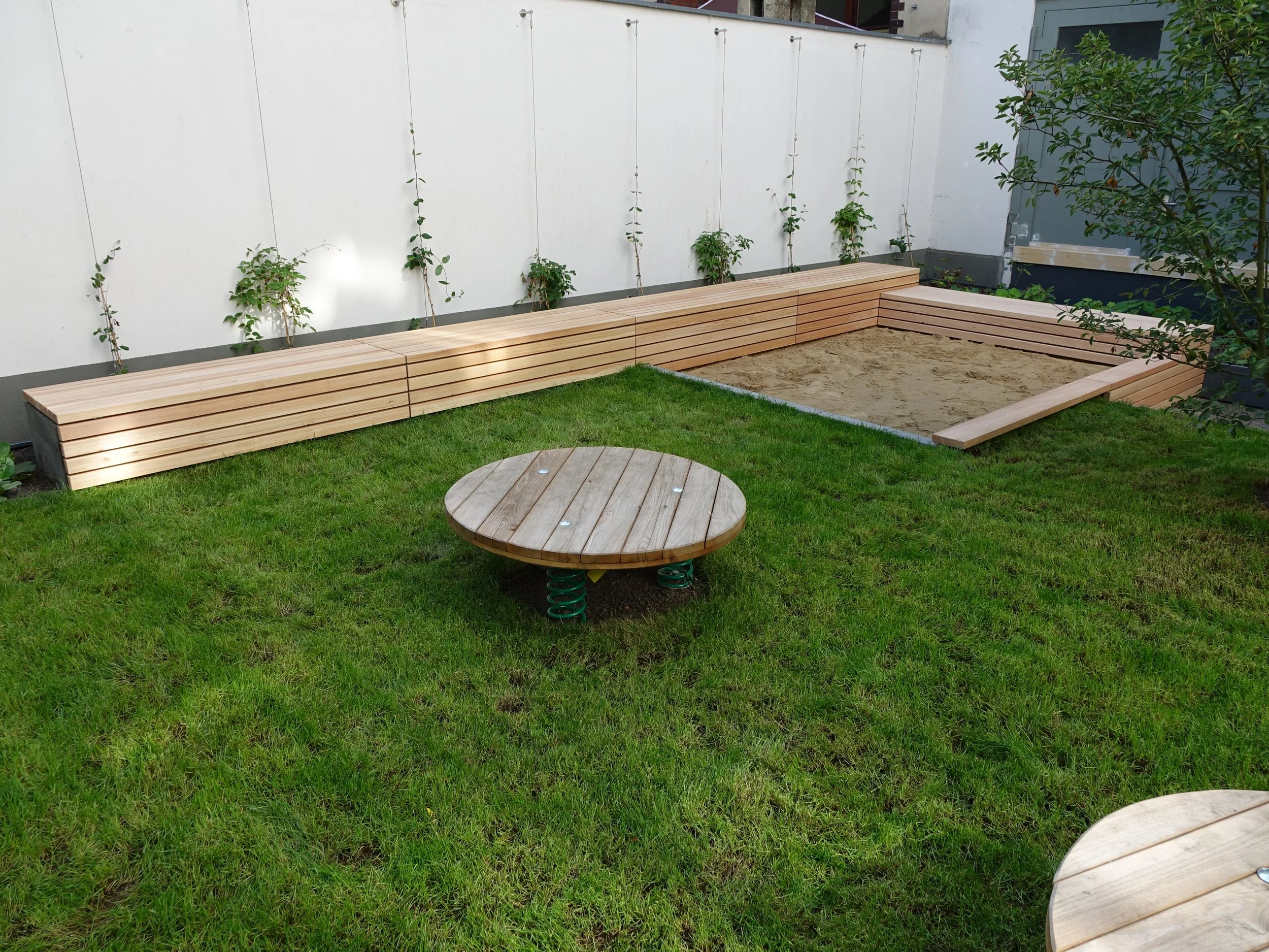 F_20.025 _Monumentenstraße_Sitzauflagen_2026 (2)_WEBSITE.JPG