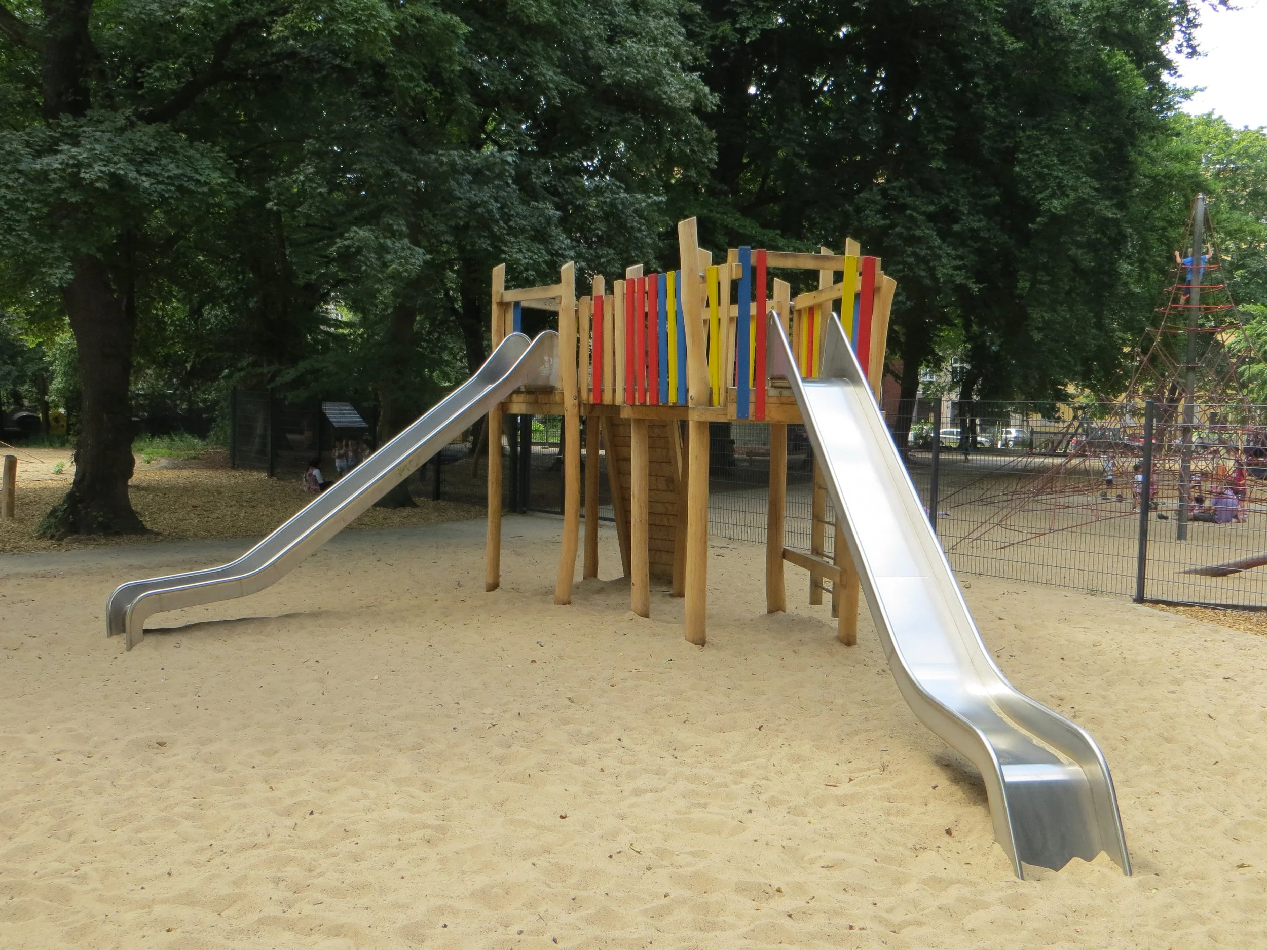 F_13.039_Droryplatz_Spielgeräte_1427 (101)_WEBSITE.JPG