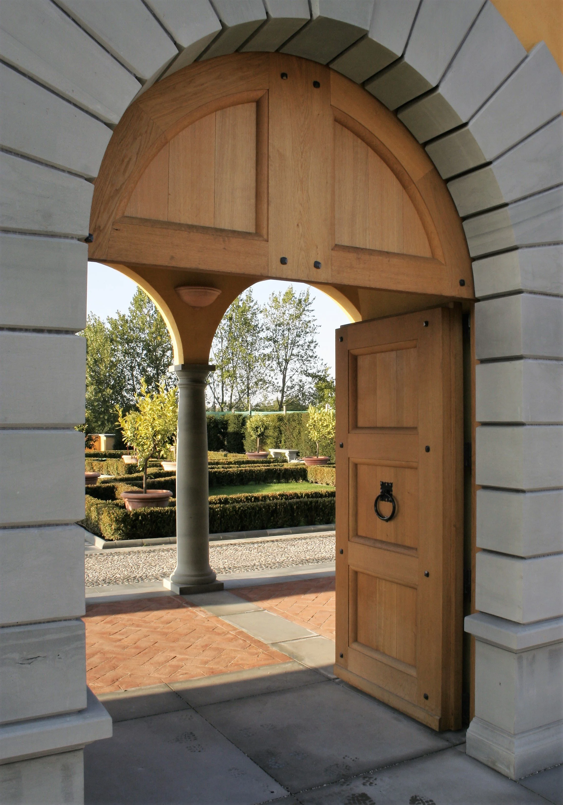 Loggia-Tor, Blumberger Damm