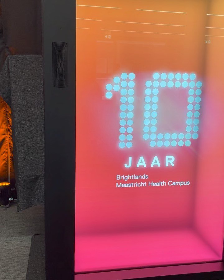 A little while ago, @brightlandsmhc celebrated its 10 year anniversary. A milestone.

We’re very proud of the fact that we’ve been working with the campus since 2016. In this time, we had the opportunity to create many film productions.

