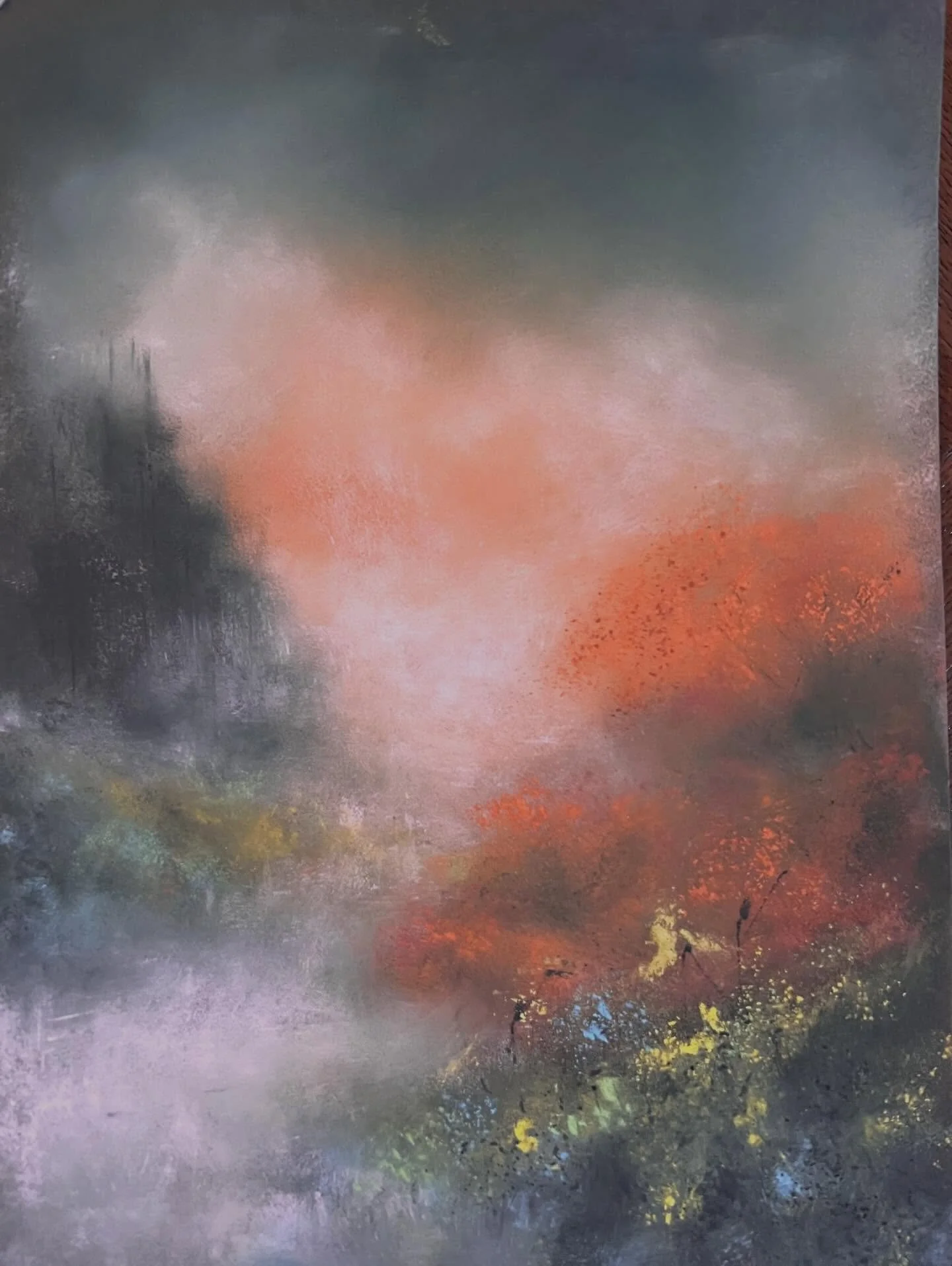 Je viens de recevoir ces nouveaux pastels&hellip; et je crois que je viens de trouver quelque chose.

La mati&egrave;re est incroyable.
Dense, profonde, presque velout&eacute;e.
Les couleurs se posent diff&eacute;remment, elles vibrent sans forcer.

