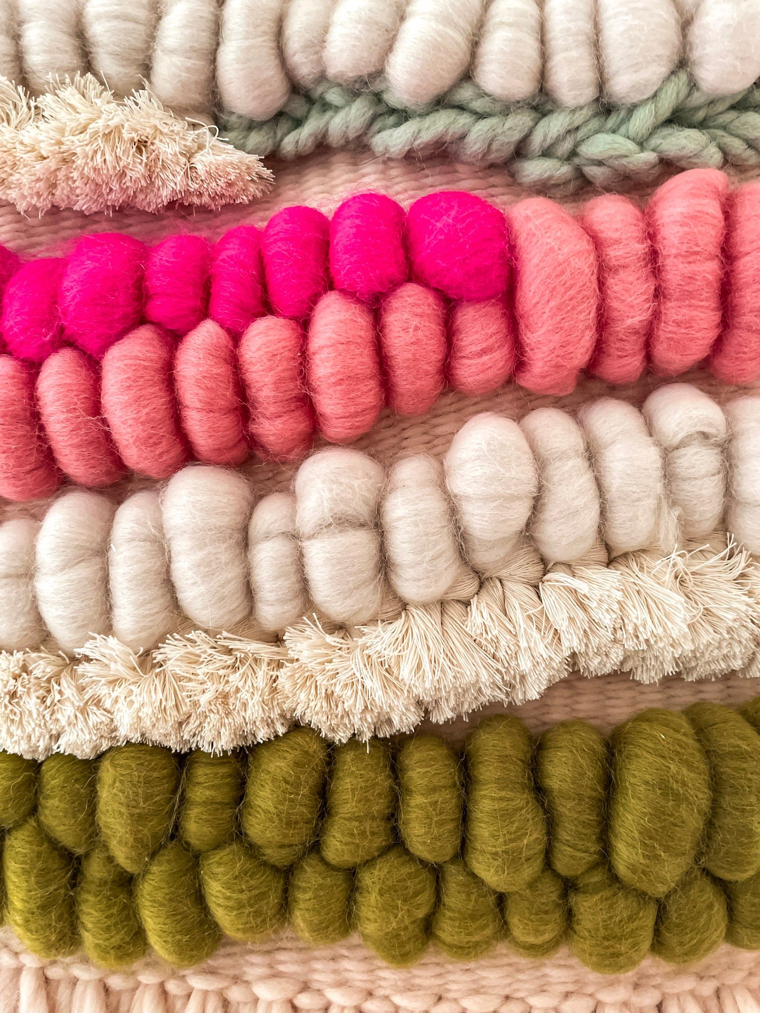 https://i.etsystatic.com/28061158/r/il/b5e5b4/3936953207/il_fullxfull.3936953207_6c5k.jpg