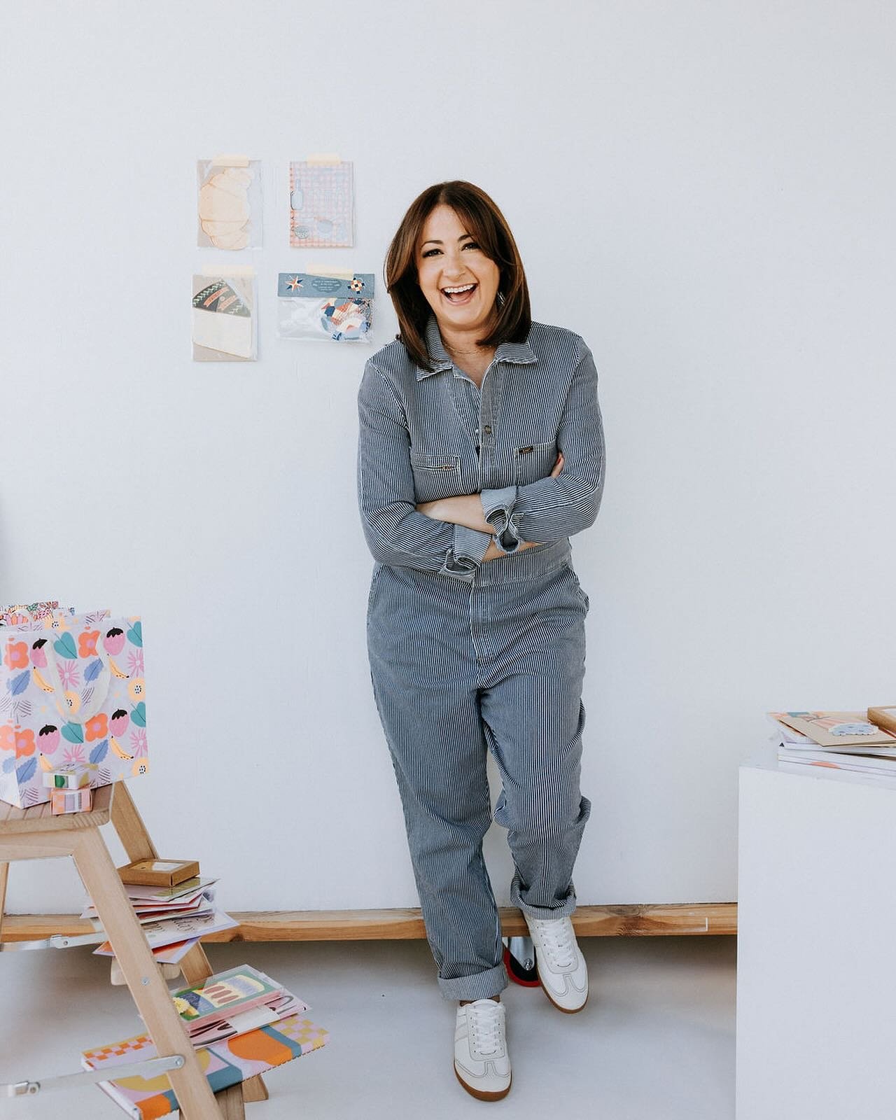 Hi, I&rsquo;m Rachel 👋
I&rsquo;m a retail + wholesale strategist for creative product-based businesses&mdash;think stationery, lifestyle goods, fashion, and children&rsquo;s wear brands who want to grow without losing what makes them special.

Over 