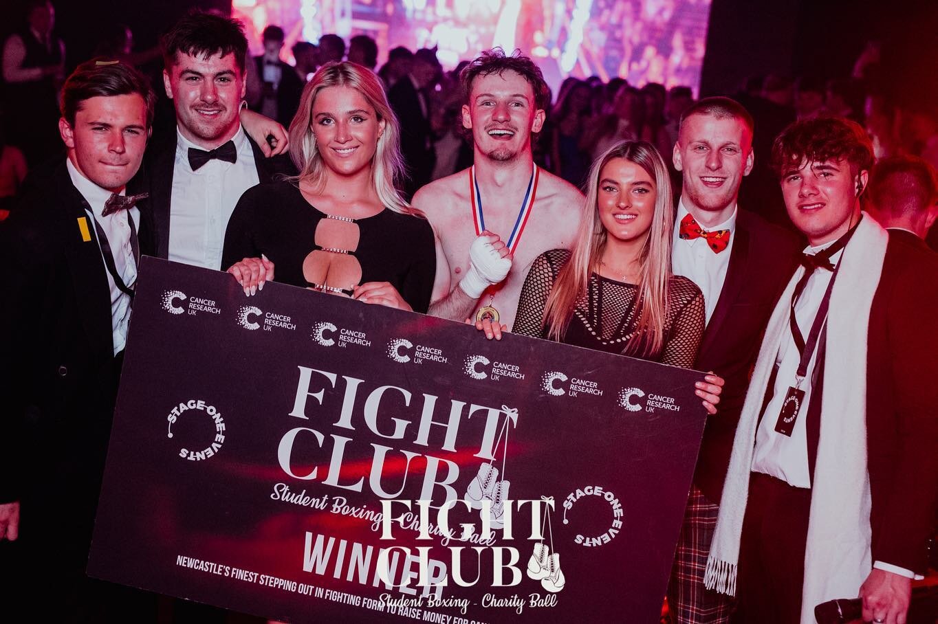 SIGNUP TO FIGHT THIS AUTUMN! &hellip;Hit up the link in our bio now! 🥊👑 Check out some of our favourite 📸 before the full albums drop on Sunday 19th June from our Back2Back Sold Out Rumbles on May 3rd and May 5th!

Spread the word and be sure to l