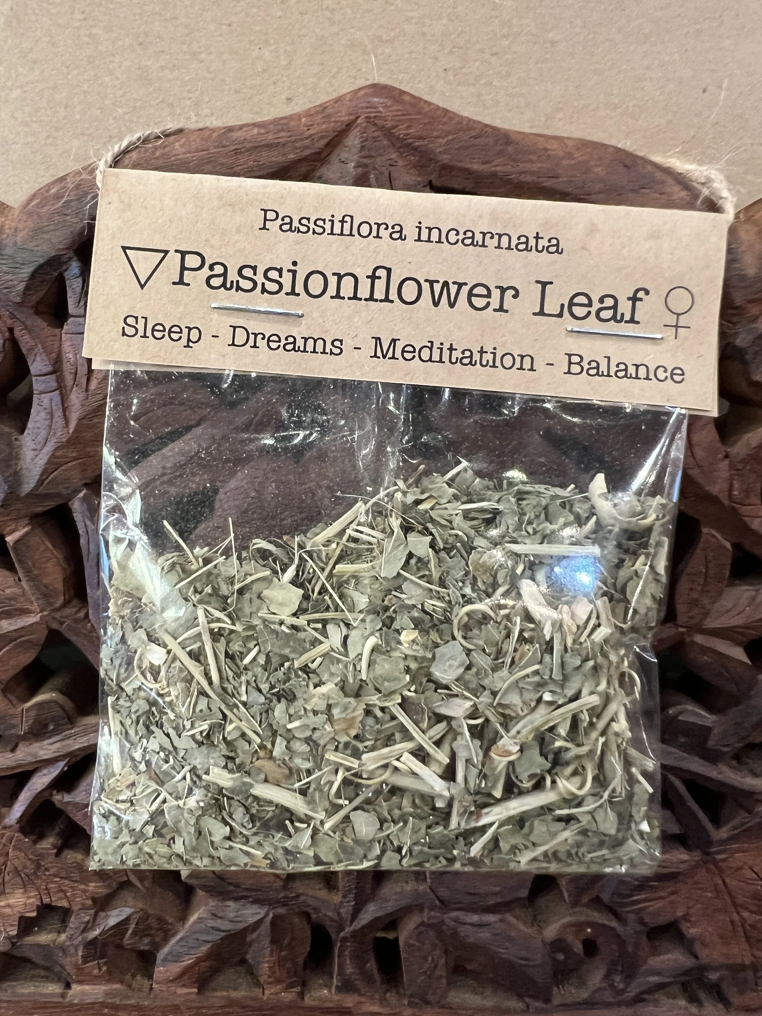 Spellcraft Herbs: Passionflower Leaf
