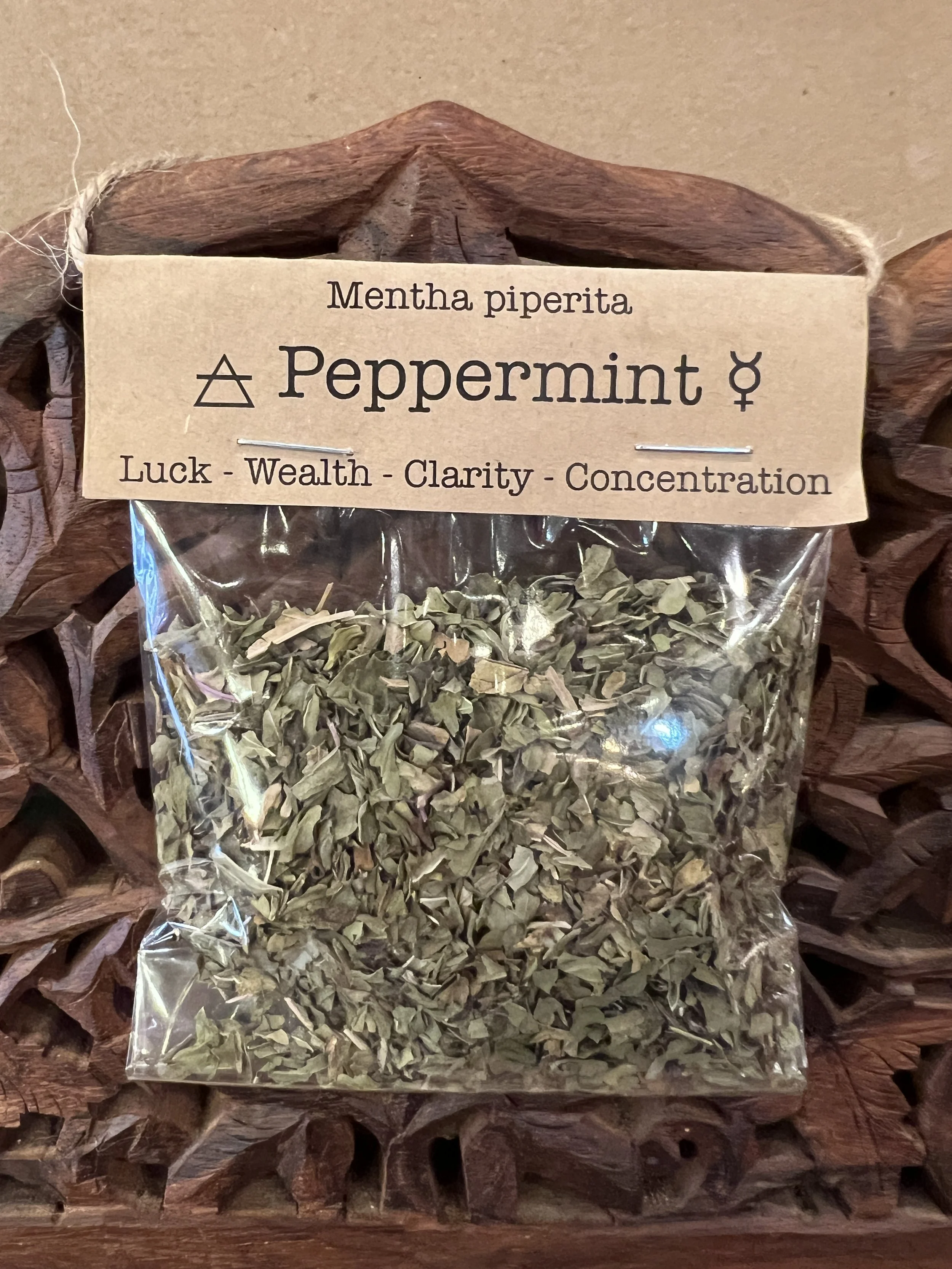 Spellcraft Herbs: Peppermint Leaf