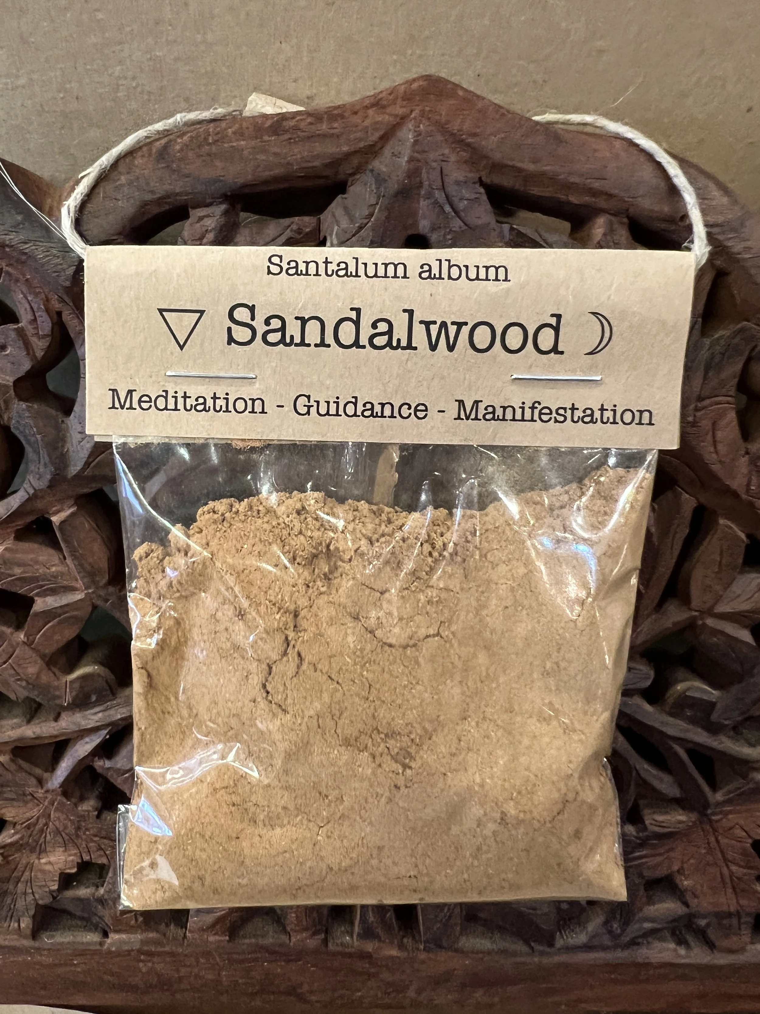 Spellcraft Herbs: Sandalwood Powder, Yellow