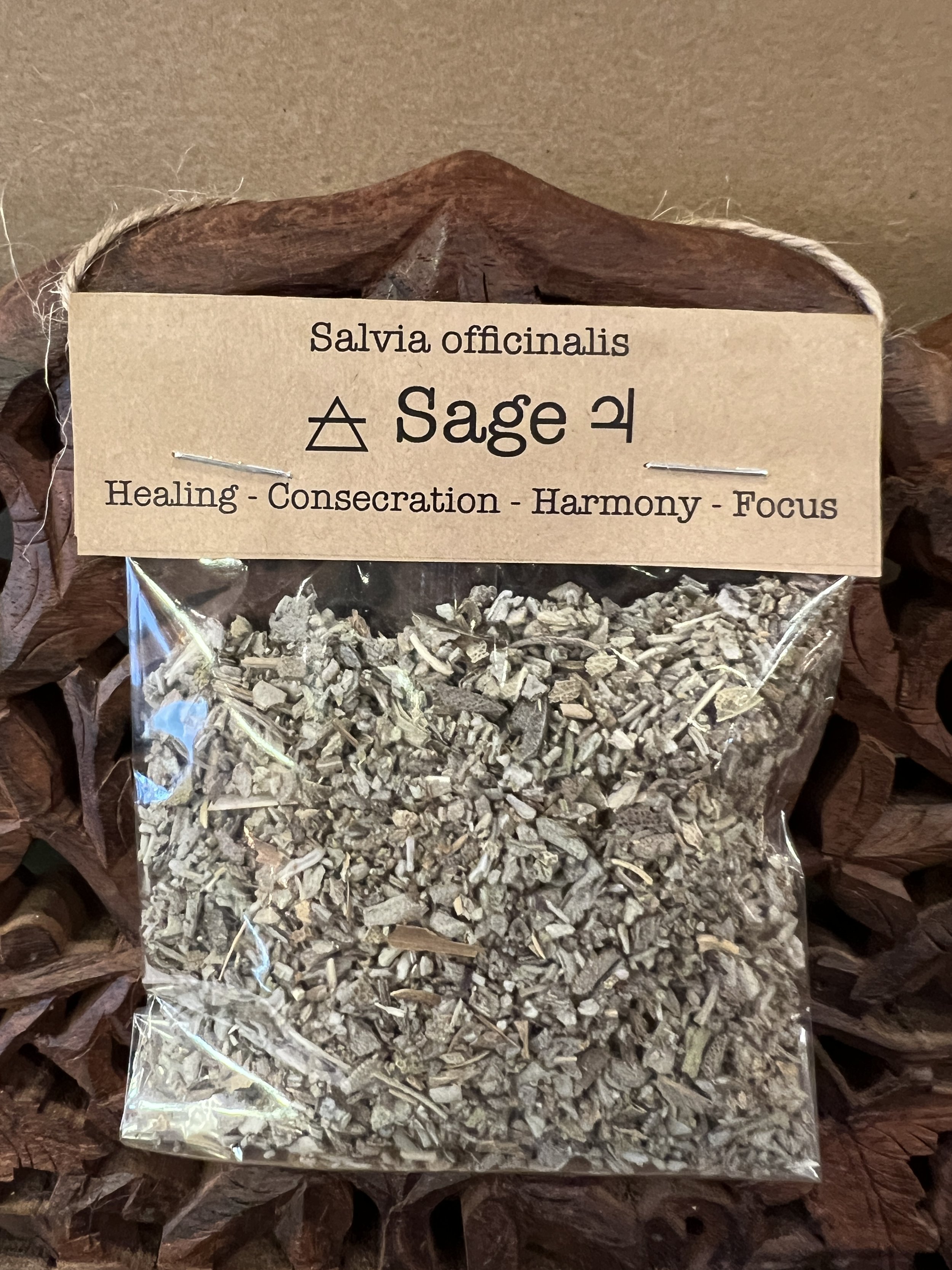 Spellcraft Herbs: Sage Leaf