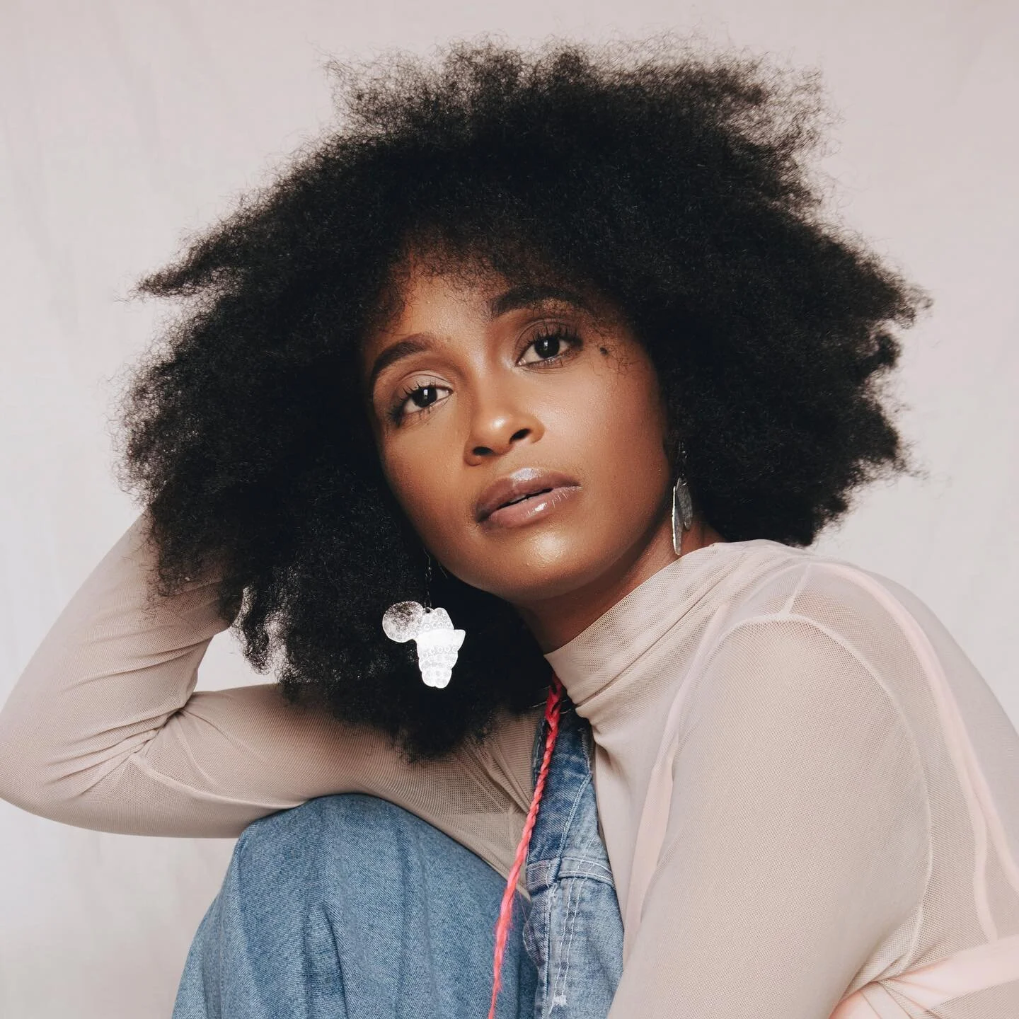 Happy Sunday!

-

 #mixedmomentspodcast #solopodcast #discoverpodcats #podcast #podcastersofinstagram #newpost #newpodcast #femalepodcasts #mixedrace #biracial #pocpodcast #poc #mixedcommunity #race