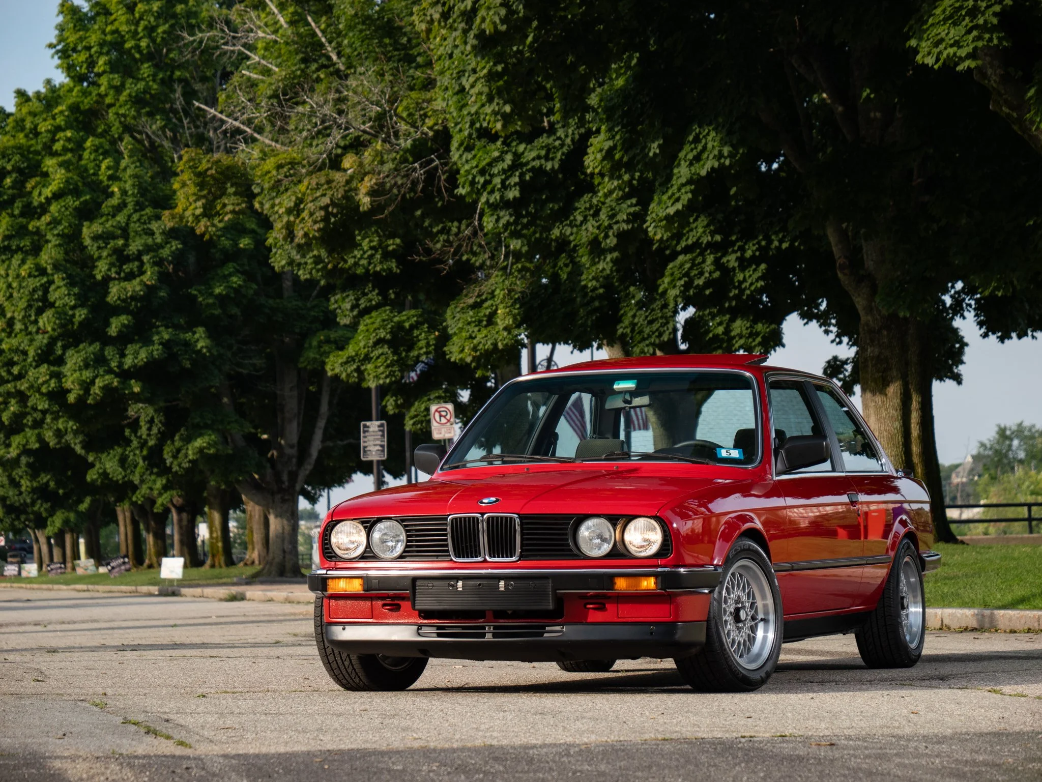 E30 325E (2).jpg