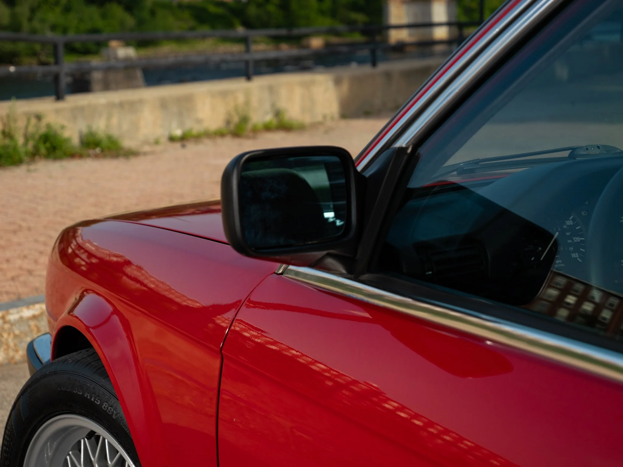 E30 325E (109).jpg