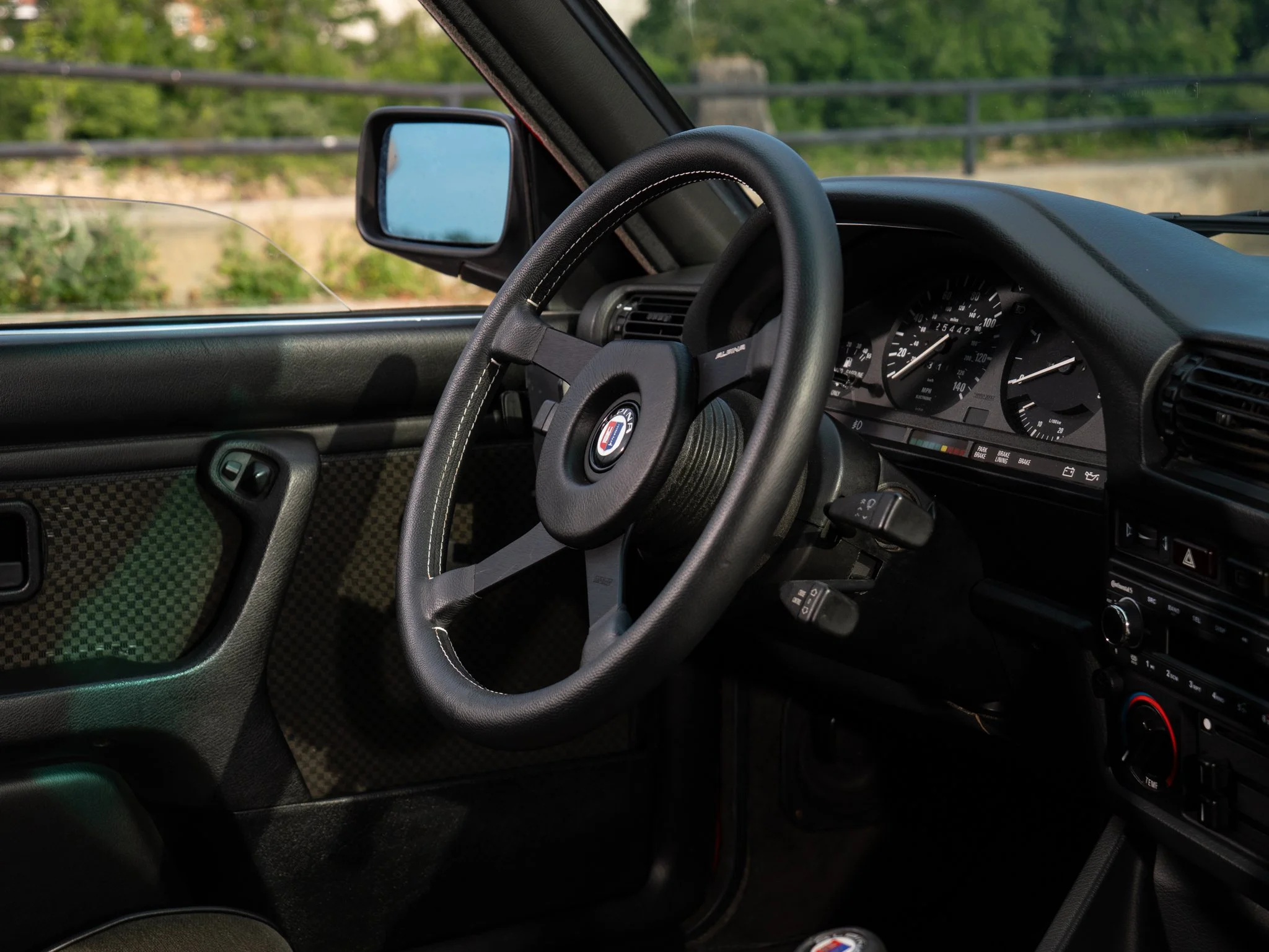 E30 325E (280).jpg