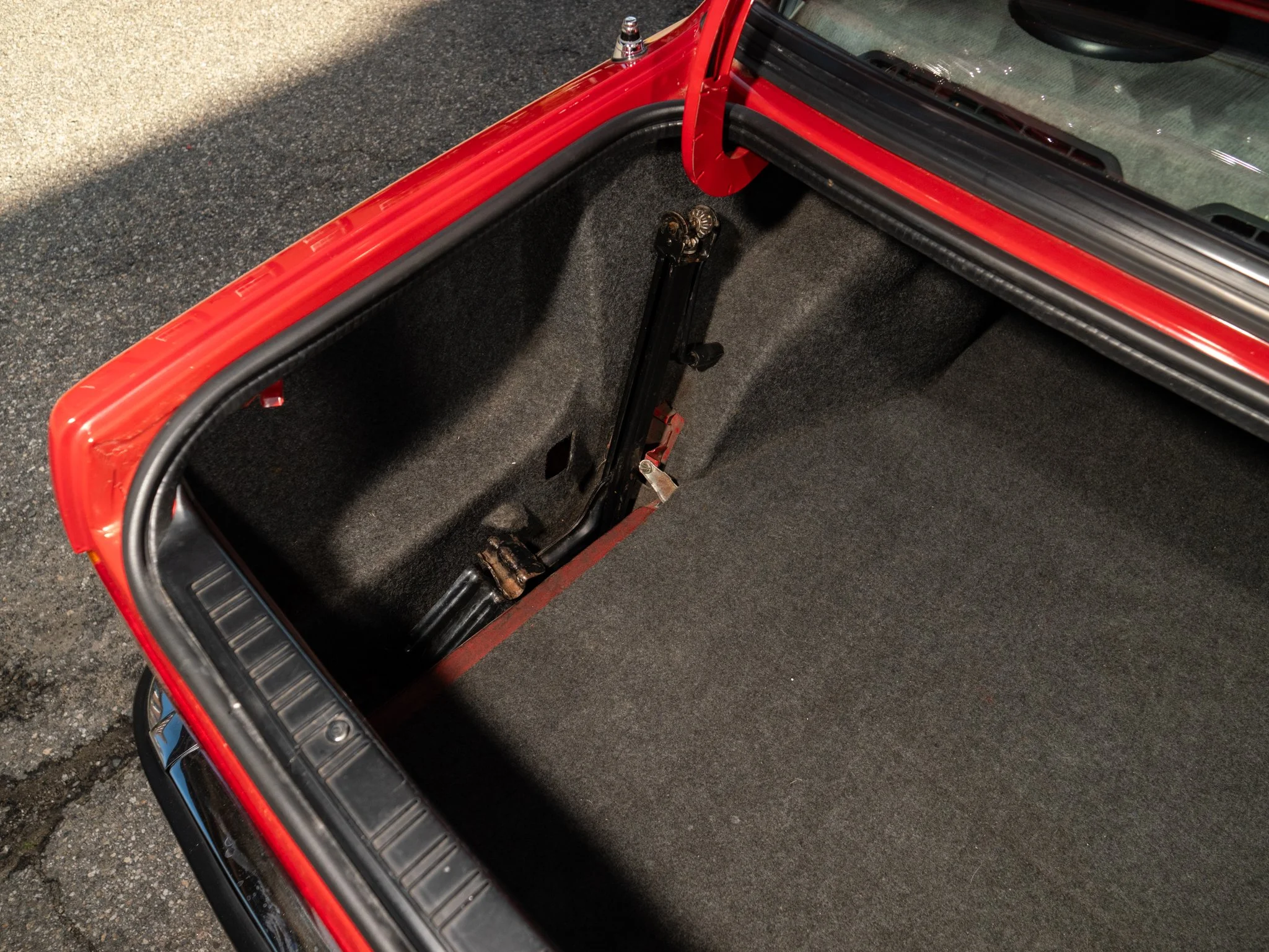 E30 325E (399).jpg