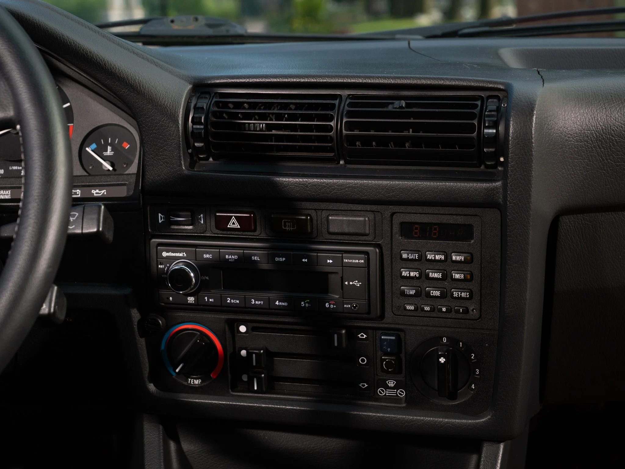 E30 325E (217).jpg