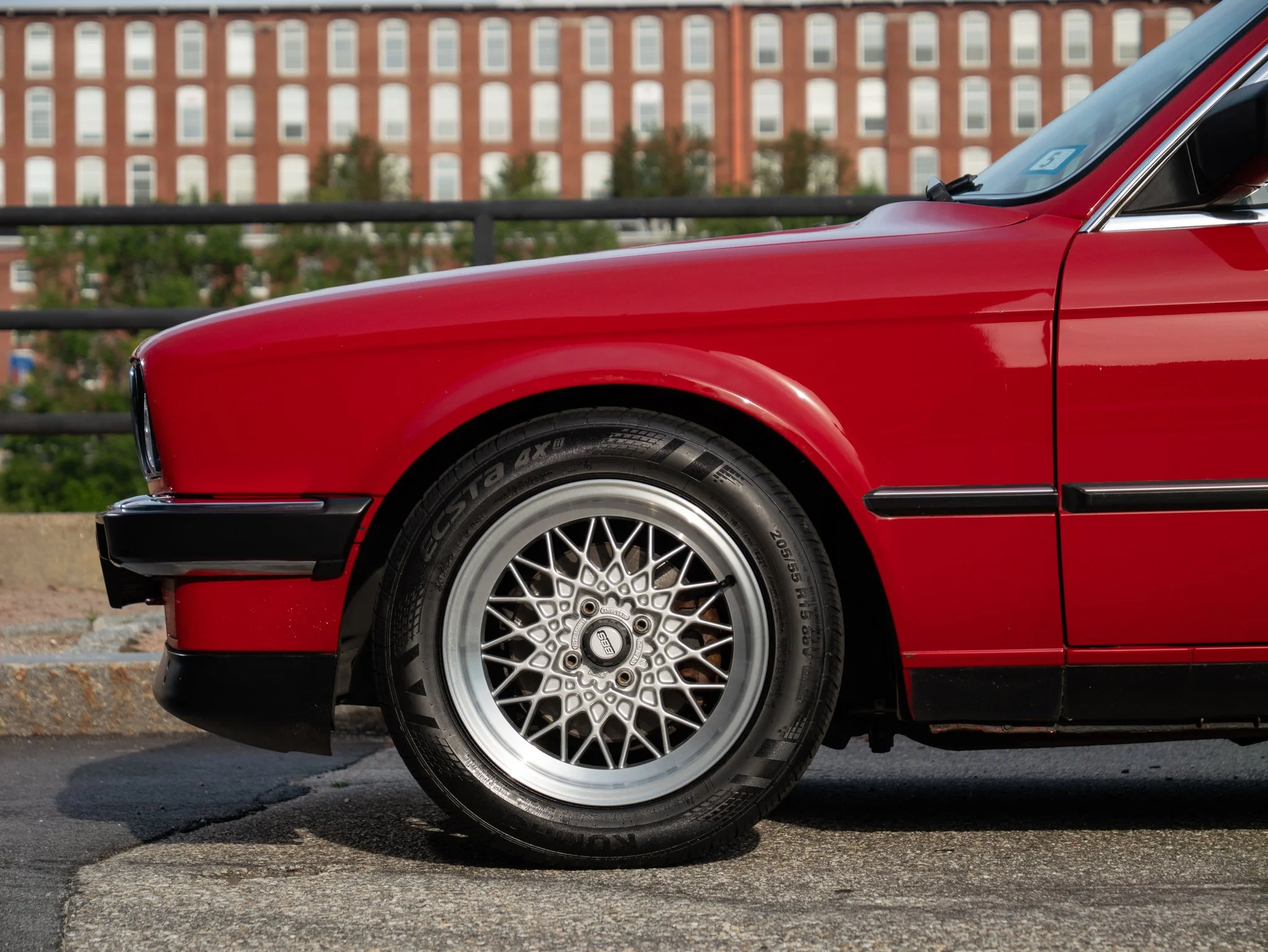 E30 325E (145).jpg