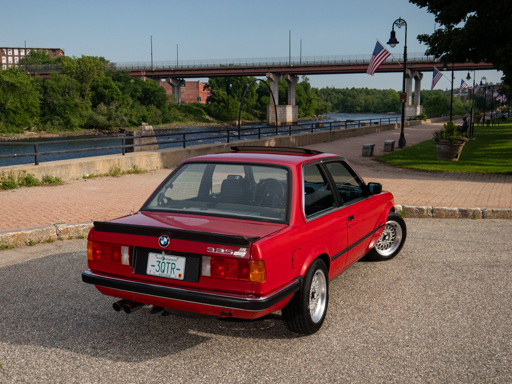 E30 325E (59).jpg