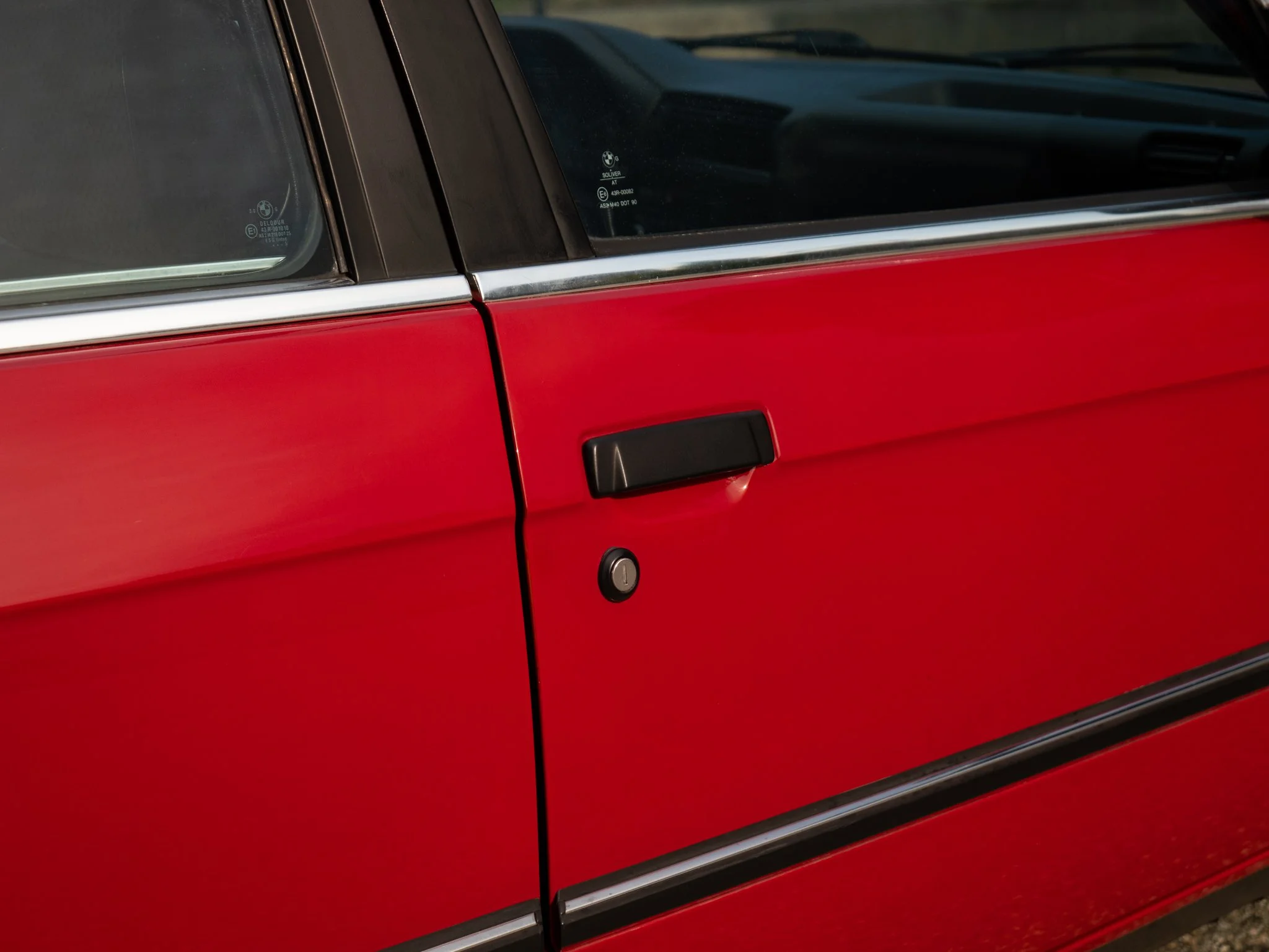 E30 325E (167).jpg