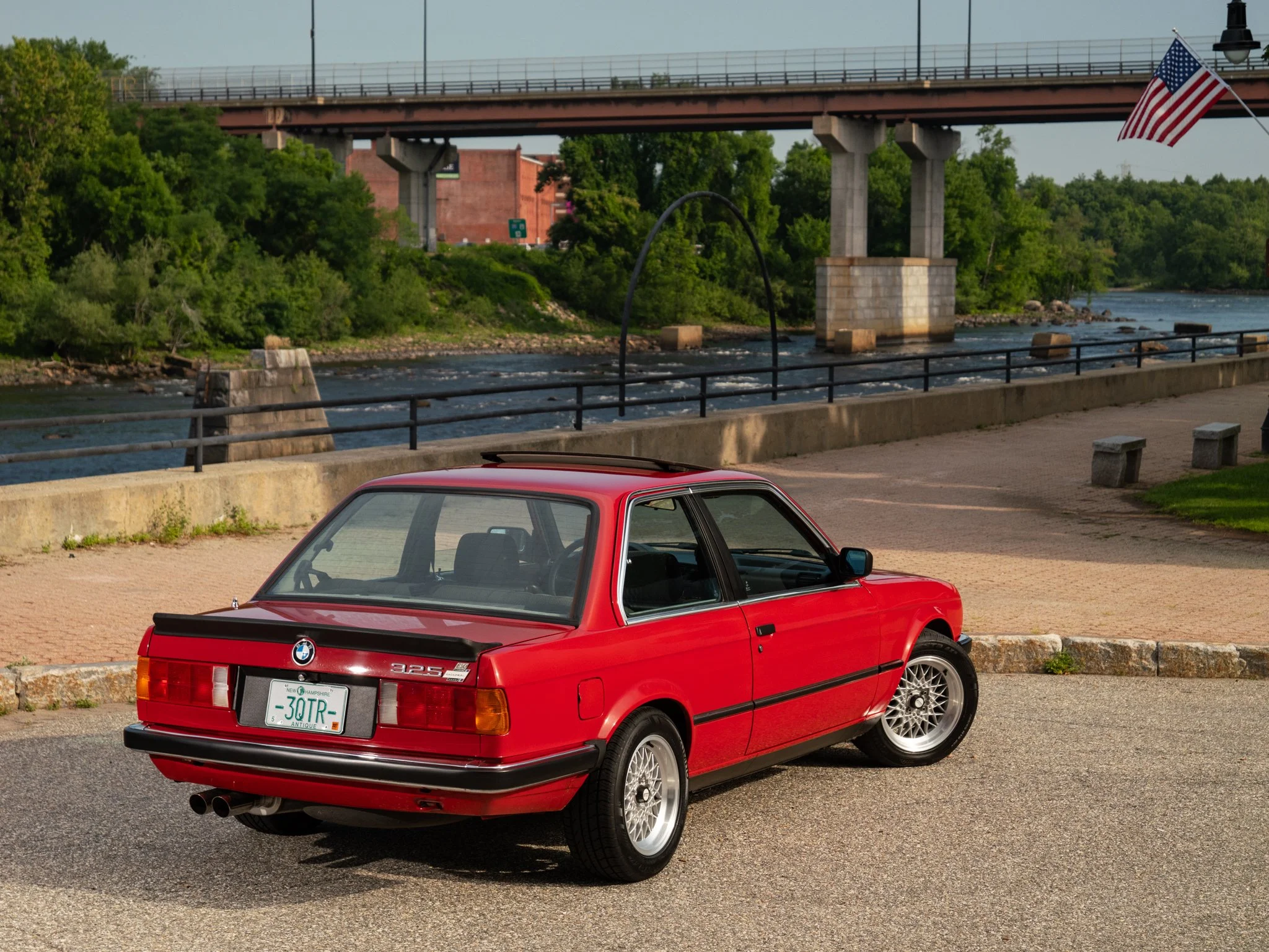 E30 325E (56).jpg