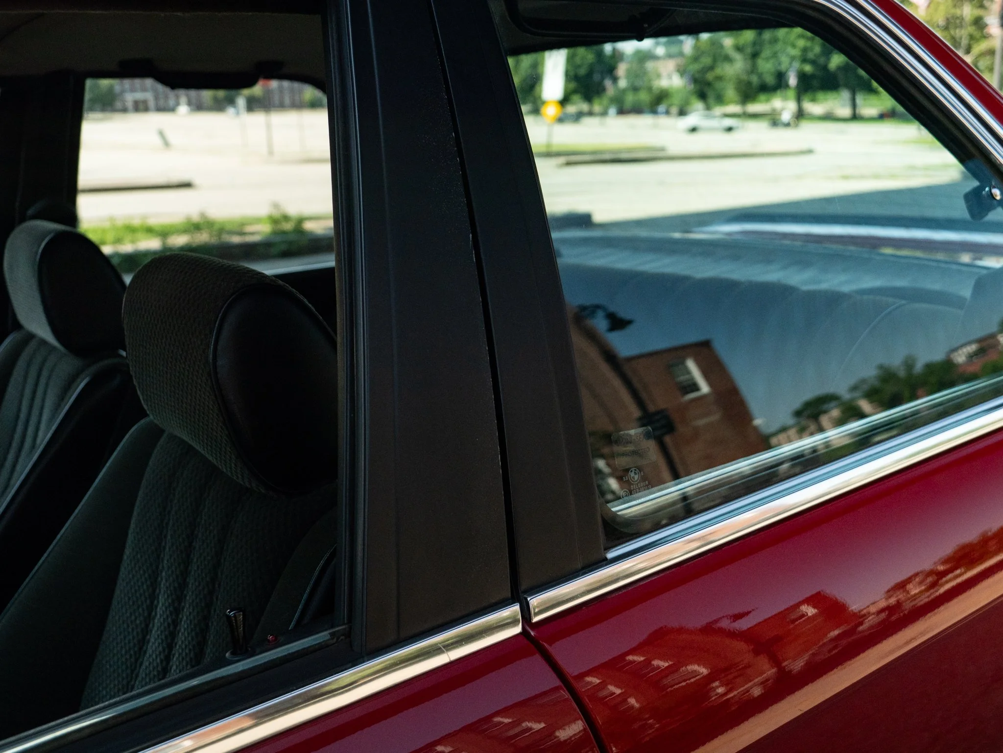 E30 325E (171).jpg