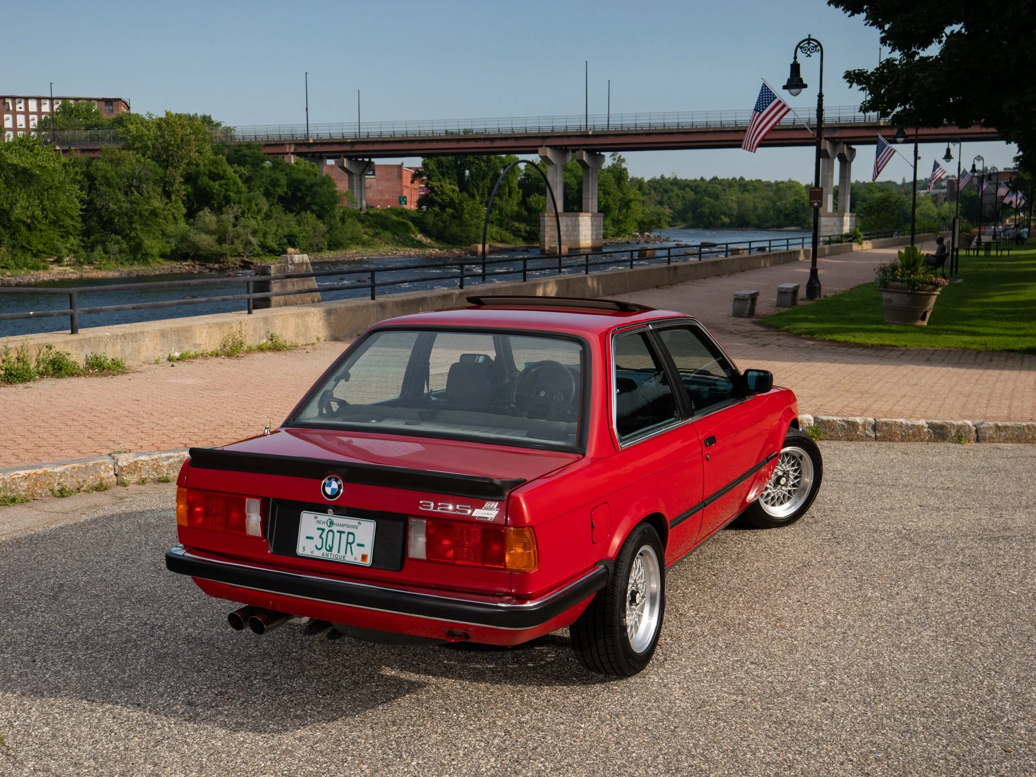E30 325E (59).jpg