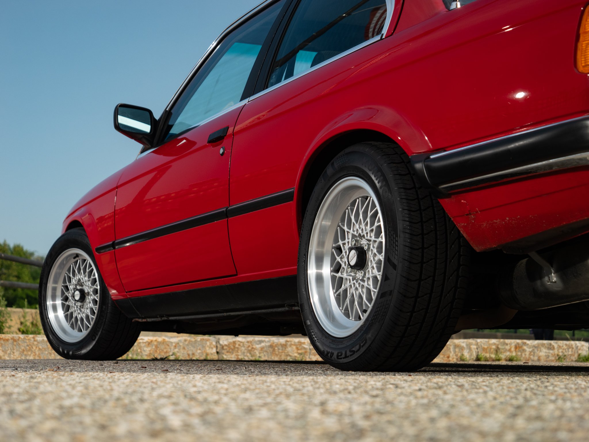 E30 325E (103).jpg