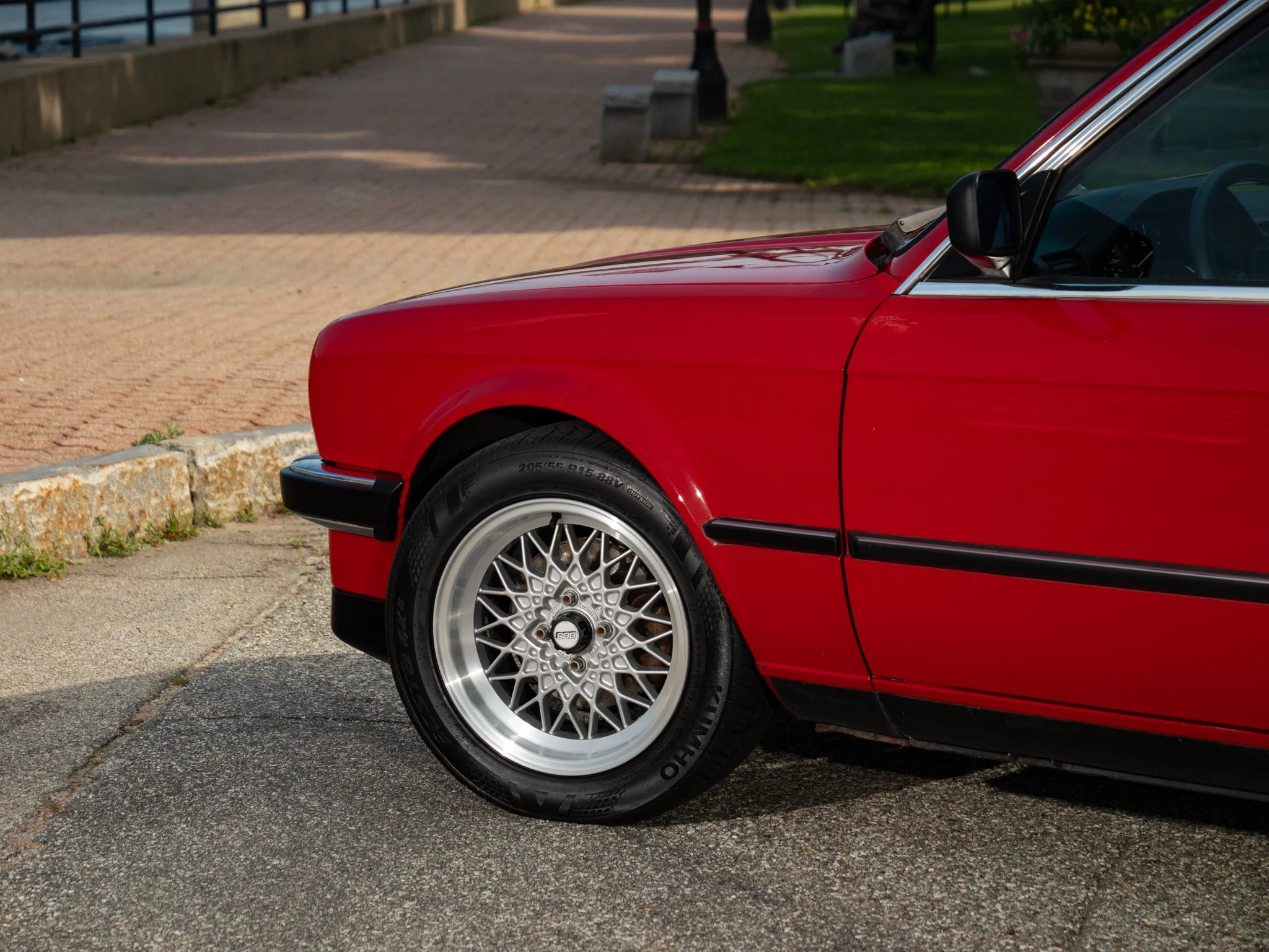 E30 325E (105).jpg