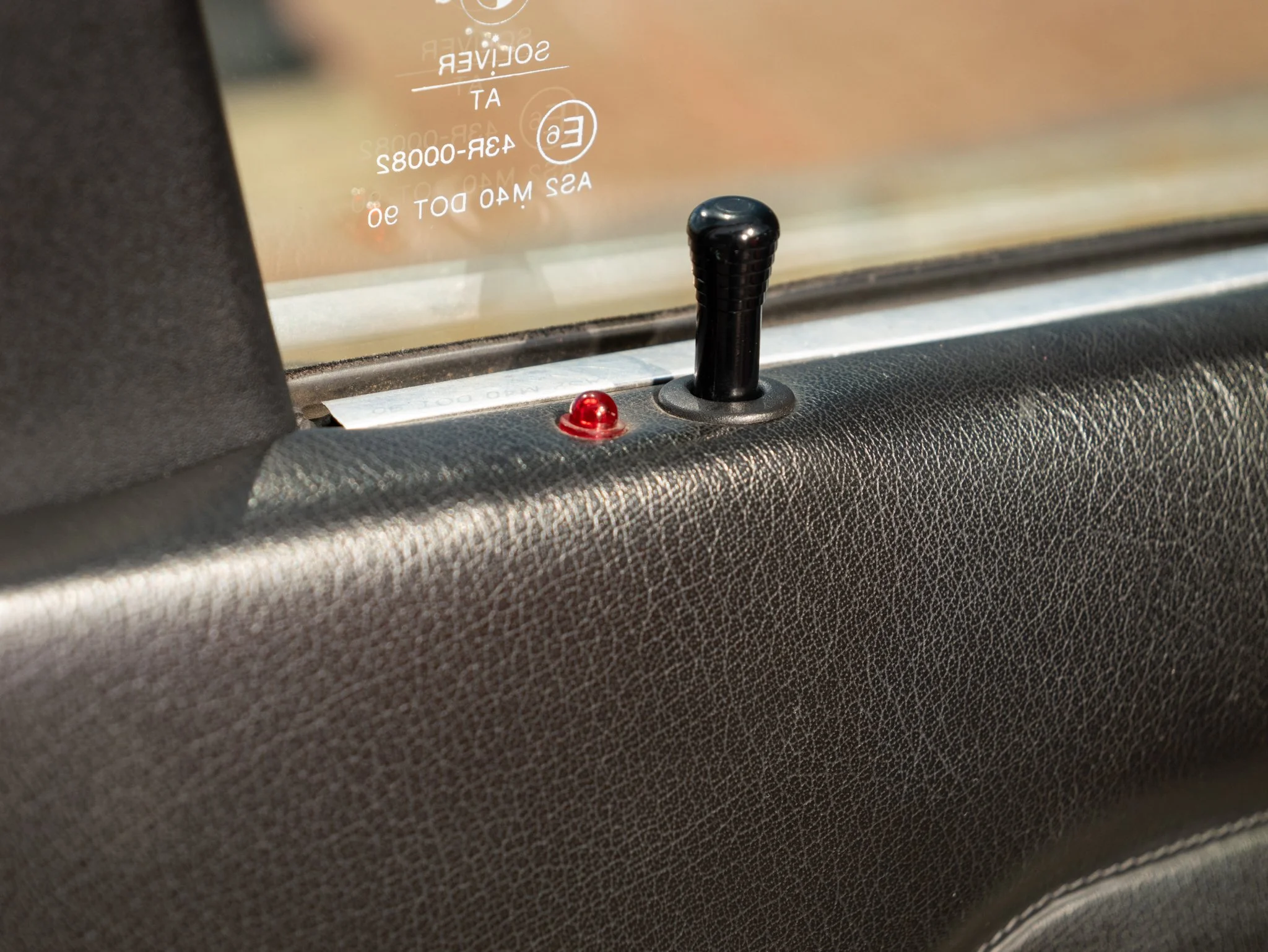 E30 325E (233).jpg