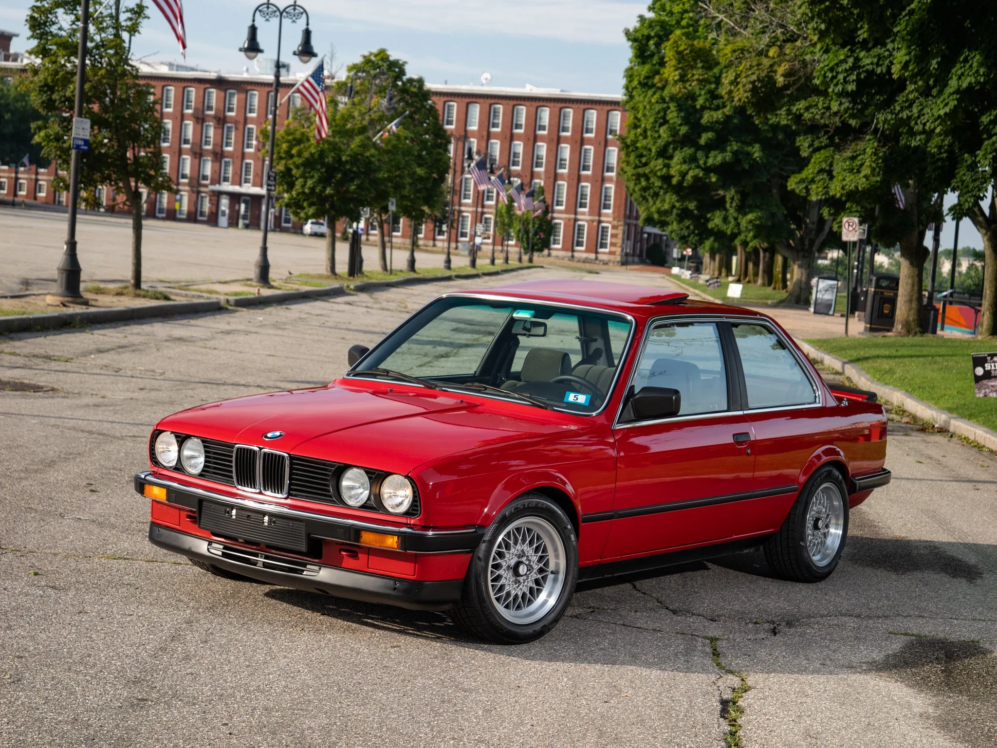 E30 325E (5).jpg