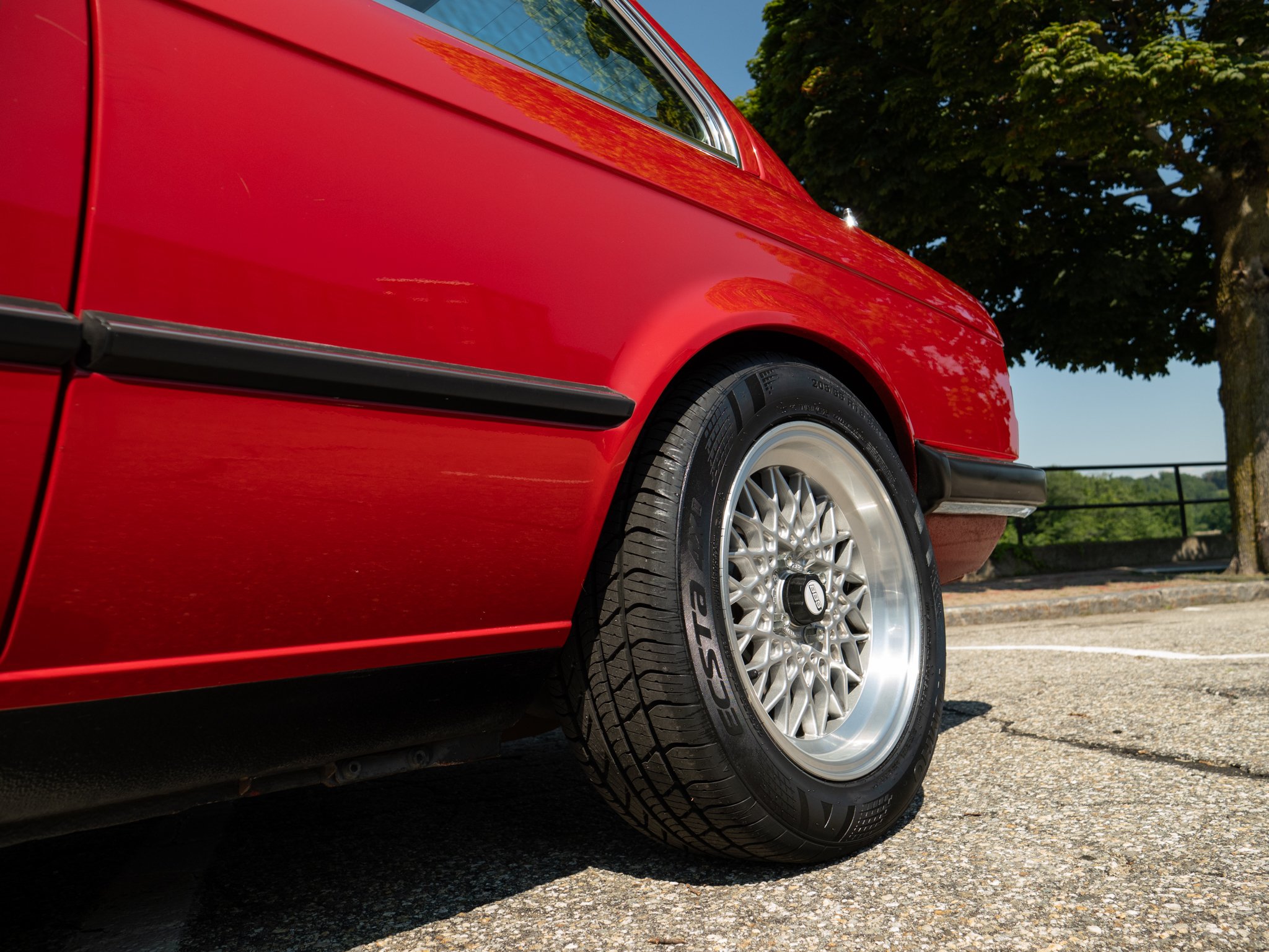 E30 325E (190).jpg